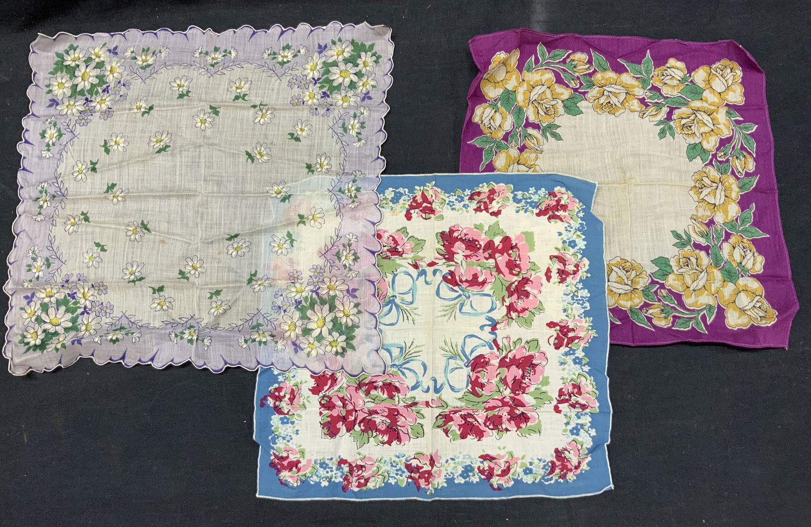 Lot 3 Vtg Floral Patterned Cotton Handkerchiefs (1 of 10)