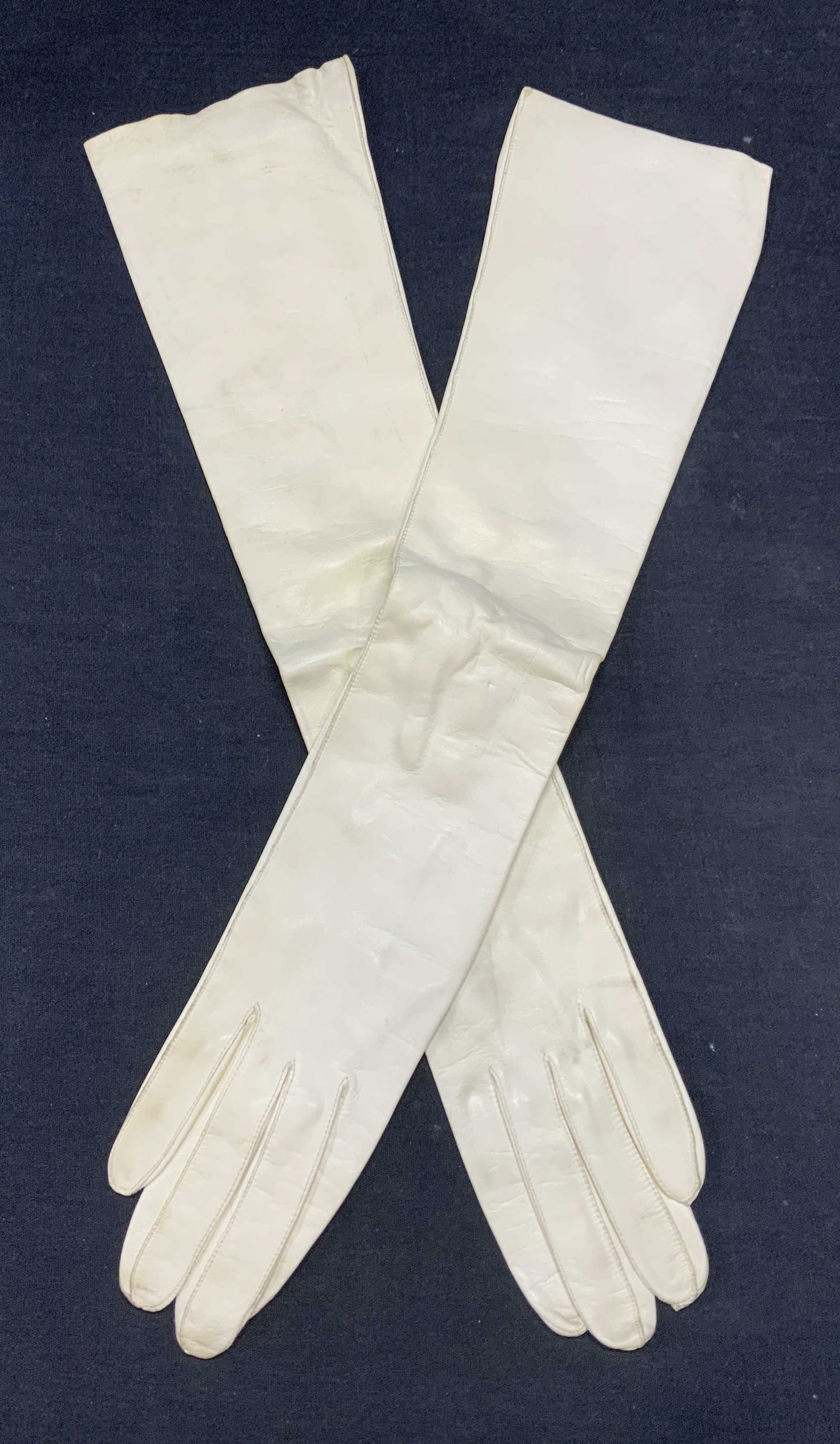 Vintage Macys White Leather Gloves, Italy (1 of 7)