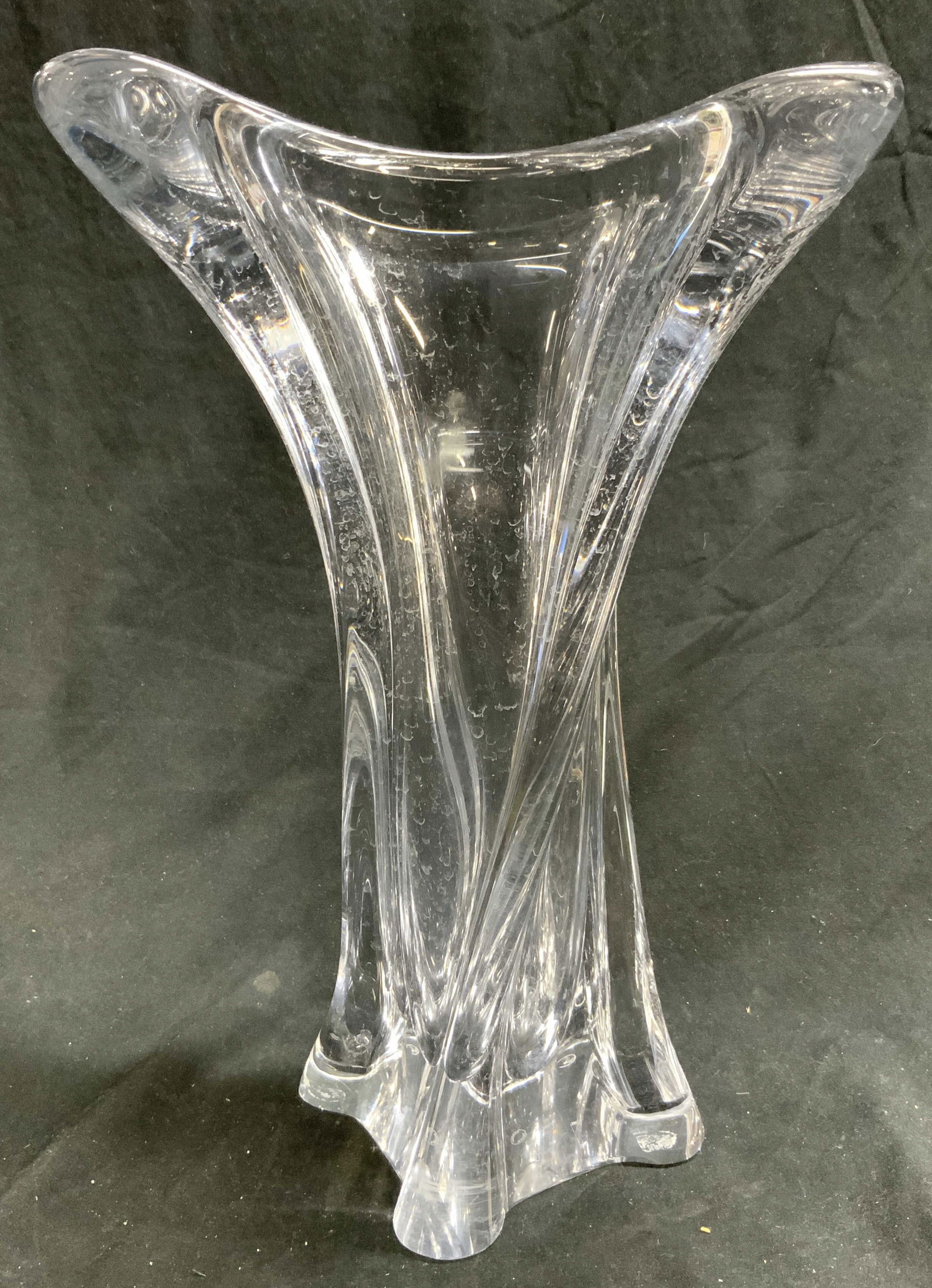 BAYEL FRANCE Twisted Crystal Tulip Vase (1 of 7)