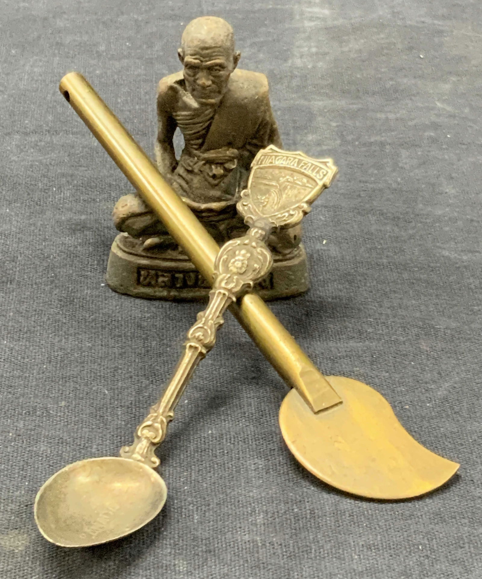 Lot 3 Vtg Metal Work Accessories (1 of 8)