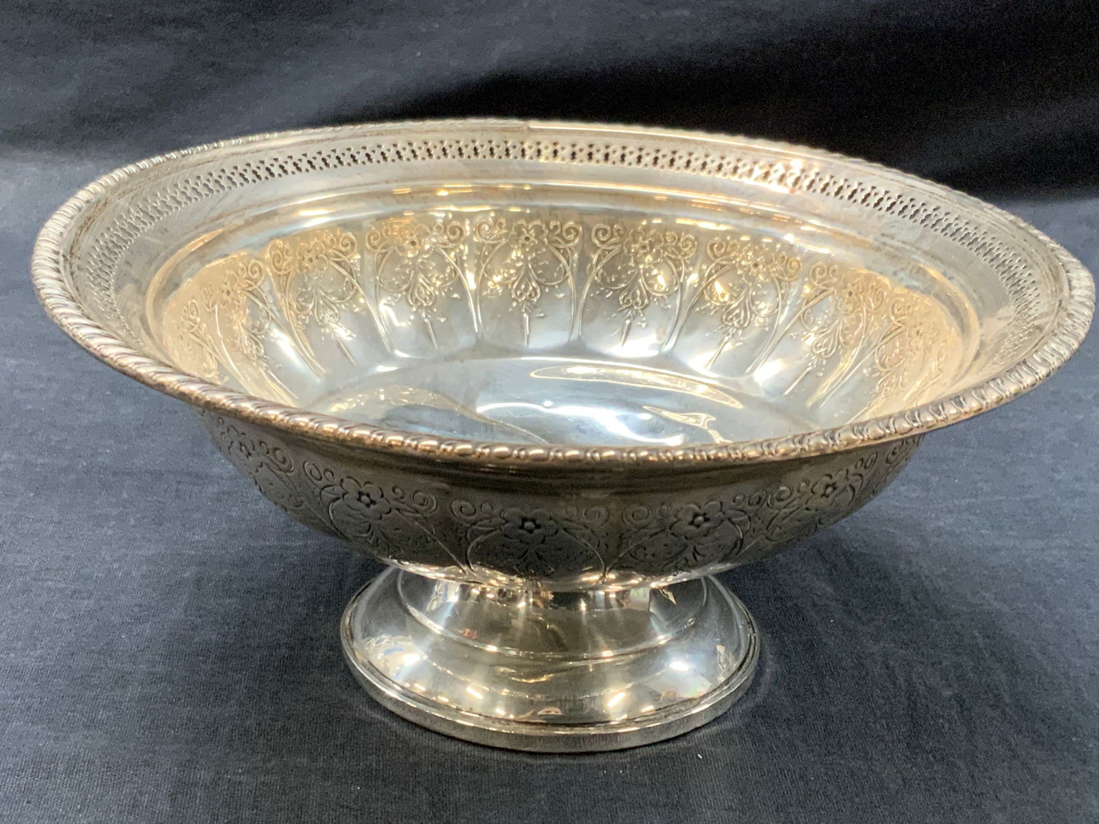 Sterling Silver Hamilton Footed Vessel (1 of 7)