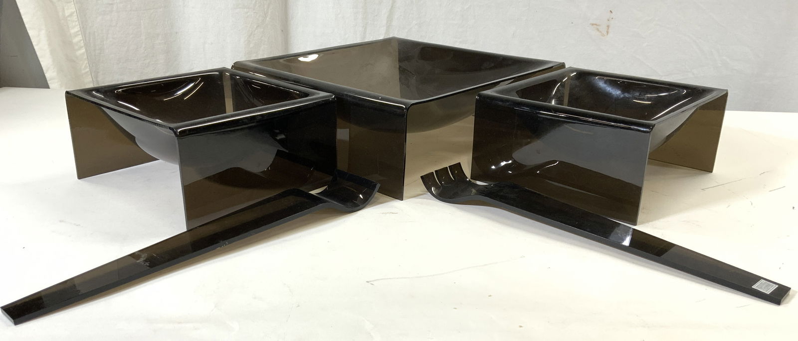 RUSSELL WILLIAM LTD Lot 5 MCM Acrylic Tableware (1 of 6)