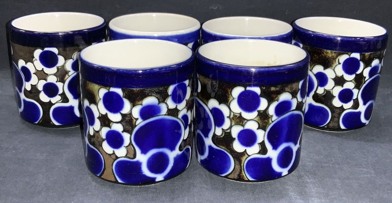 Set 6 Arabia Ceramic Mugs Finland (1 of 7)