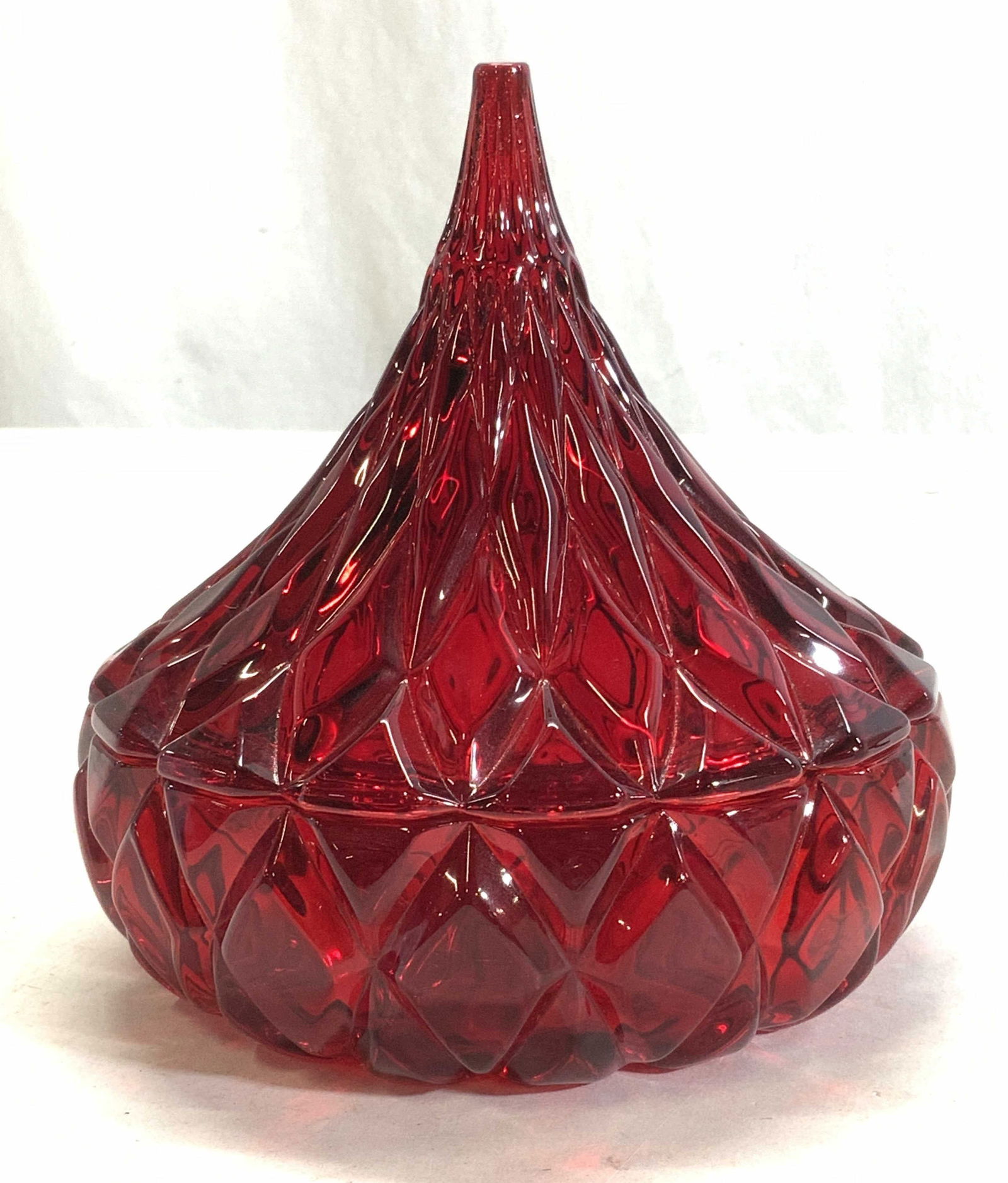Ruby Red Hersheys Kiss Cut Glass Candy Dish (1 of 6)