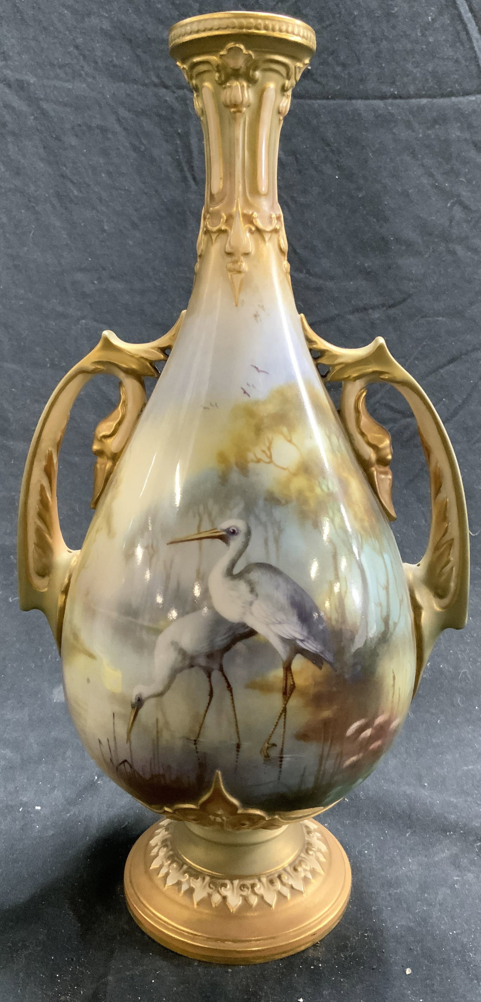 ROYAL WORCESTER Vtg Porcelain Vase W Handles (1 of 7)