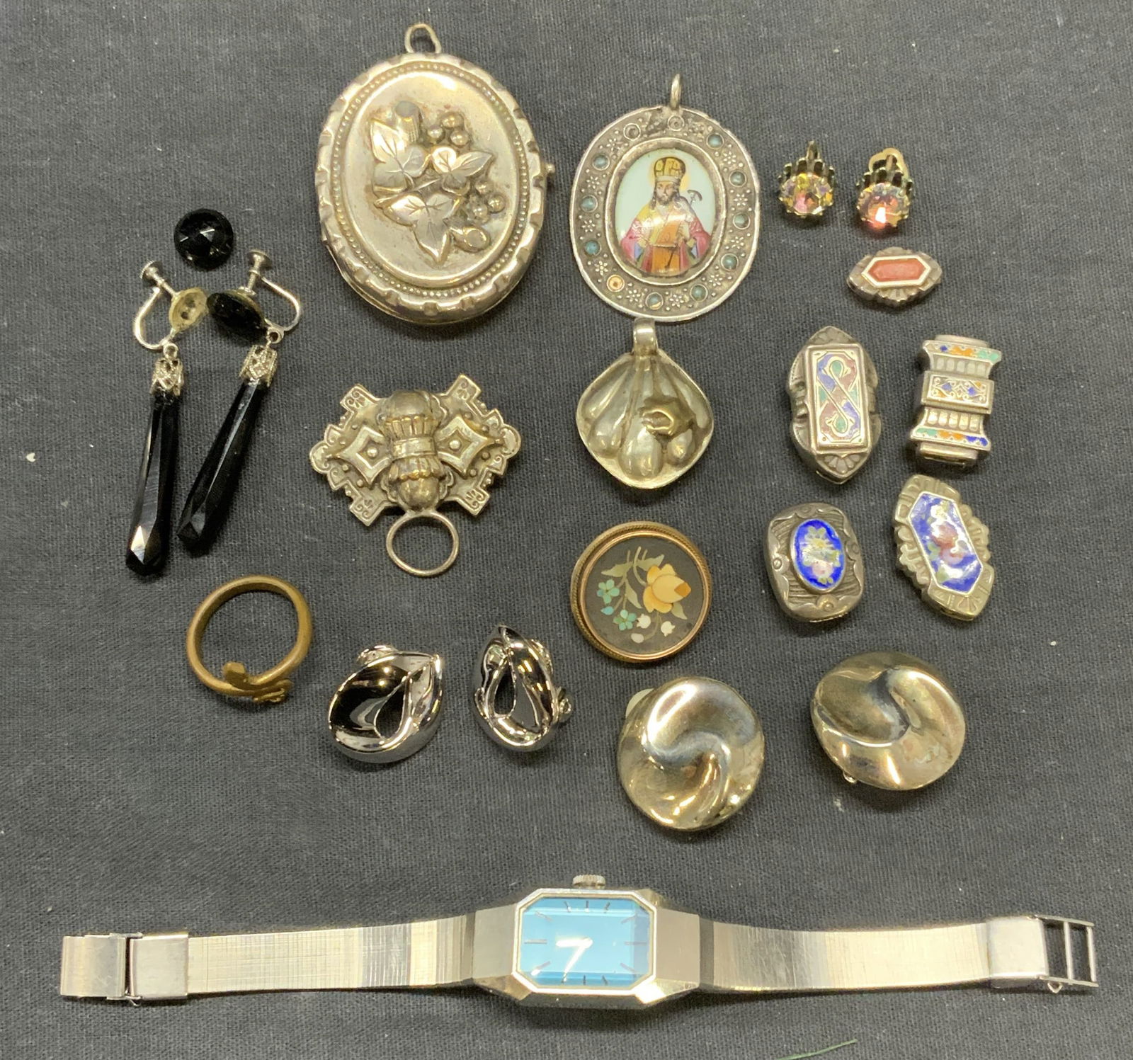 Lot 17 Vintage Pendants, Earrings, Seiko Watch + (1 of 13)