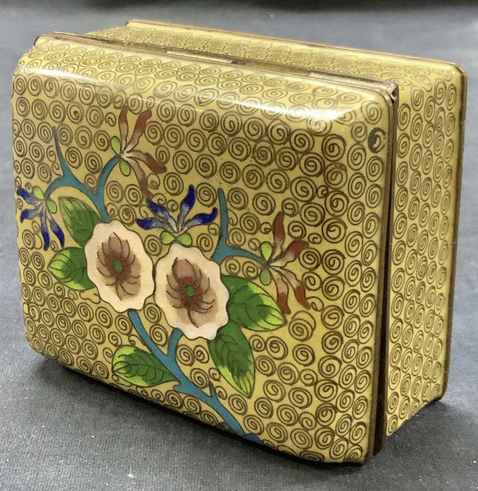Vtg Floral Cloisonne Asian Trinket Box (1 of 7)