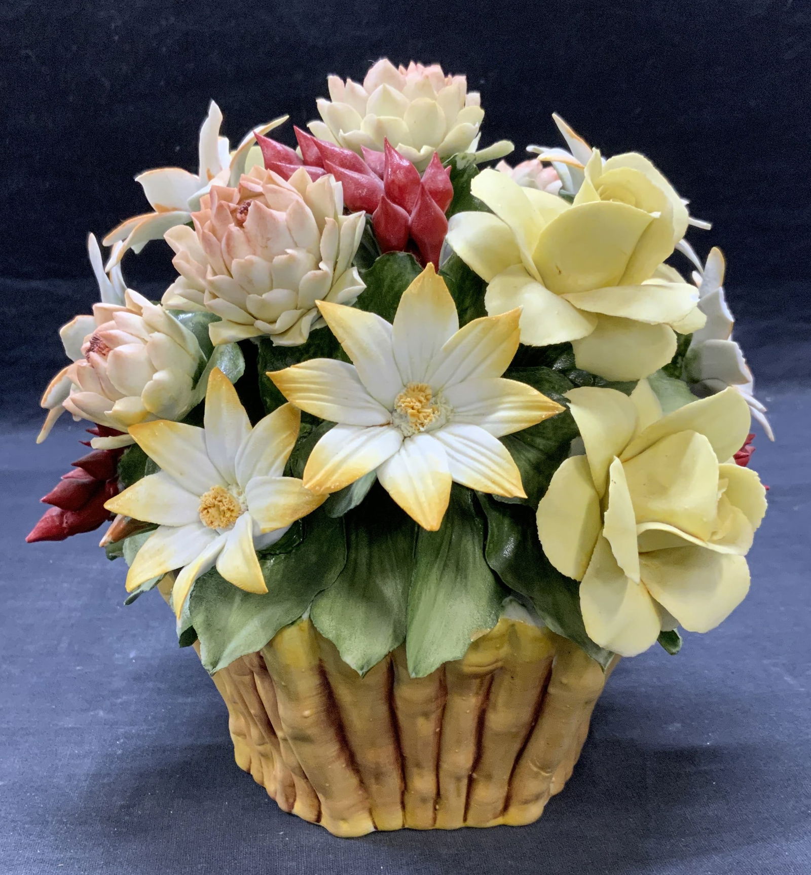 Capodimonte Porcelain Autumn Flowers Bouquet (1 of 6)