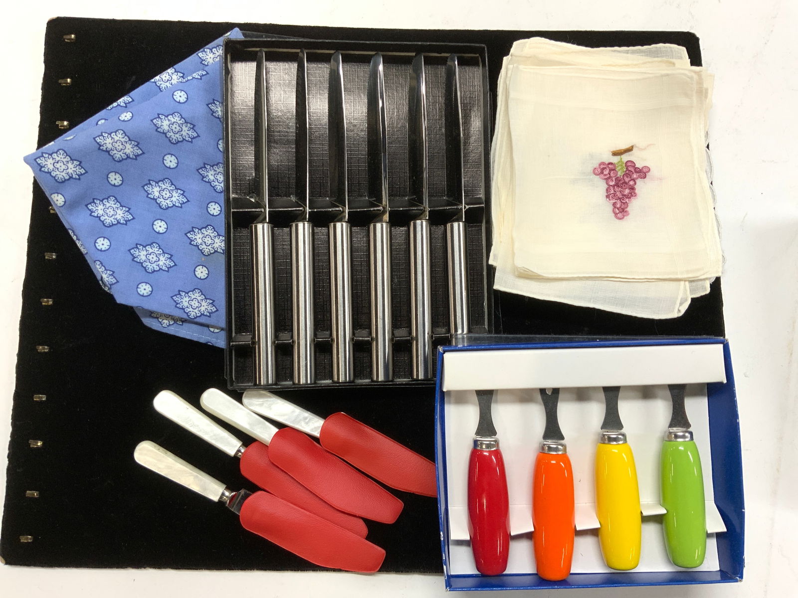 35 Linen Cocktail Napkins, Hoffritz Spreaders+ (1 of 17)