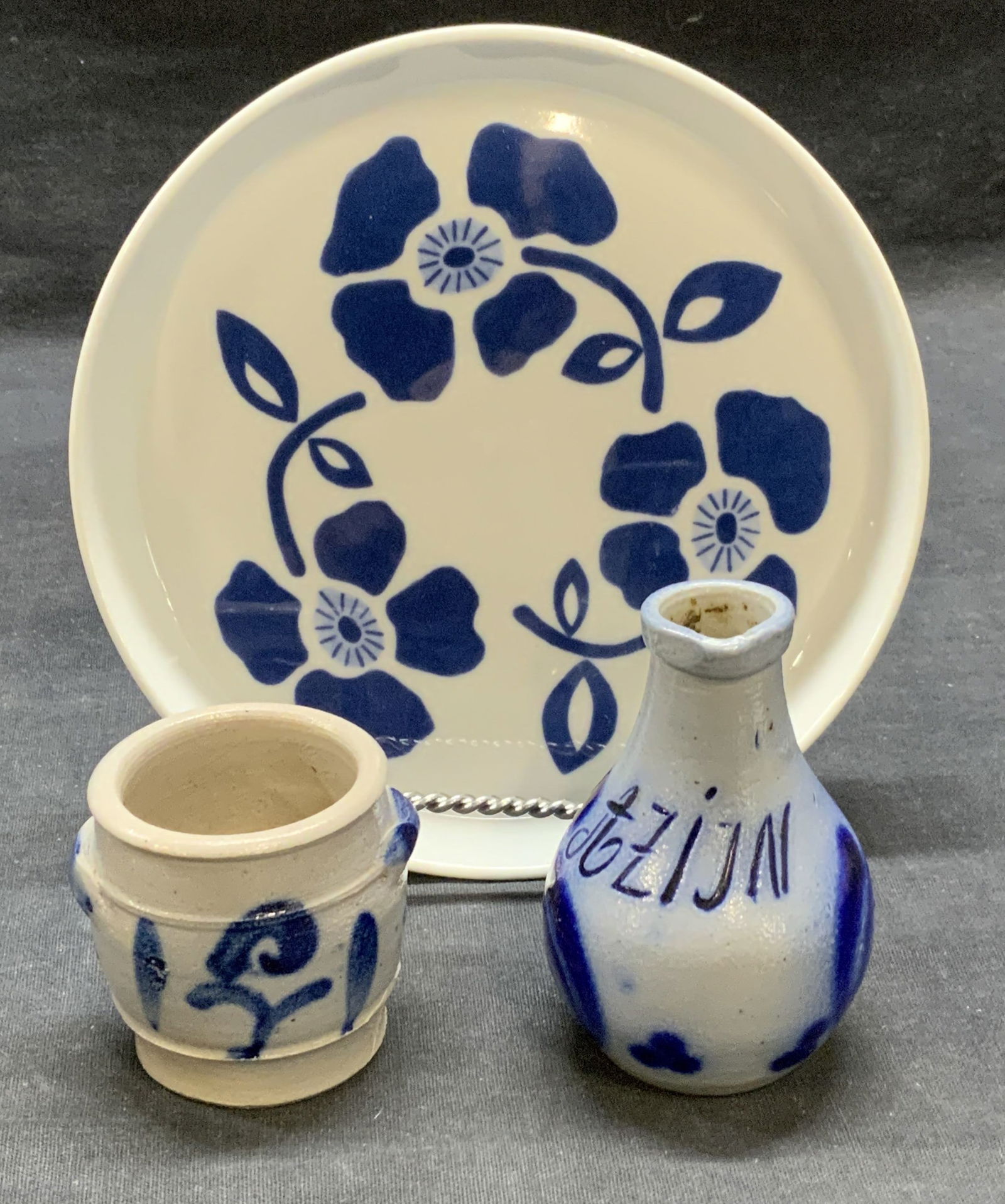 Lot 3 Akari Floral Porcelain Dish, More (1 of 11)