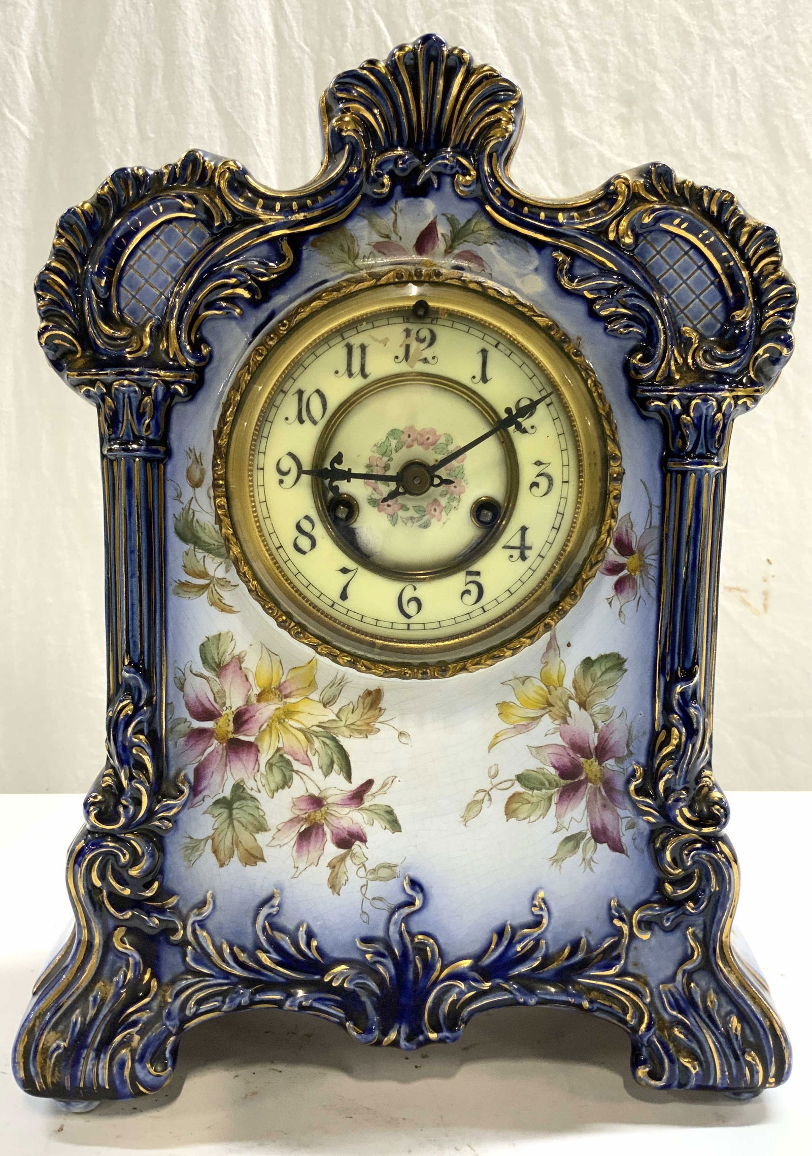 WATERBURY CLOCK CO Vntg Porcelain Mantel Clock (1 of 10)