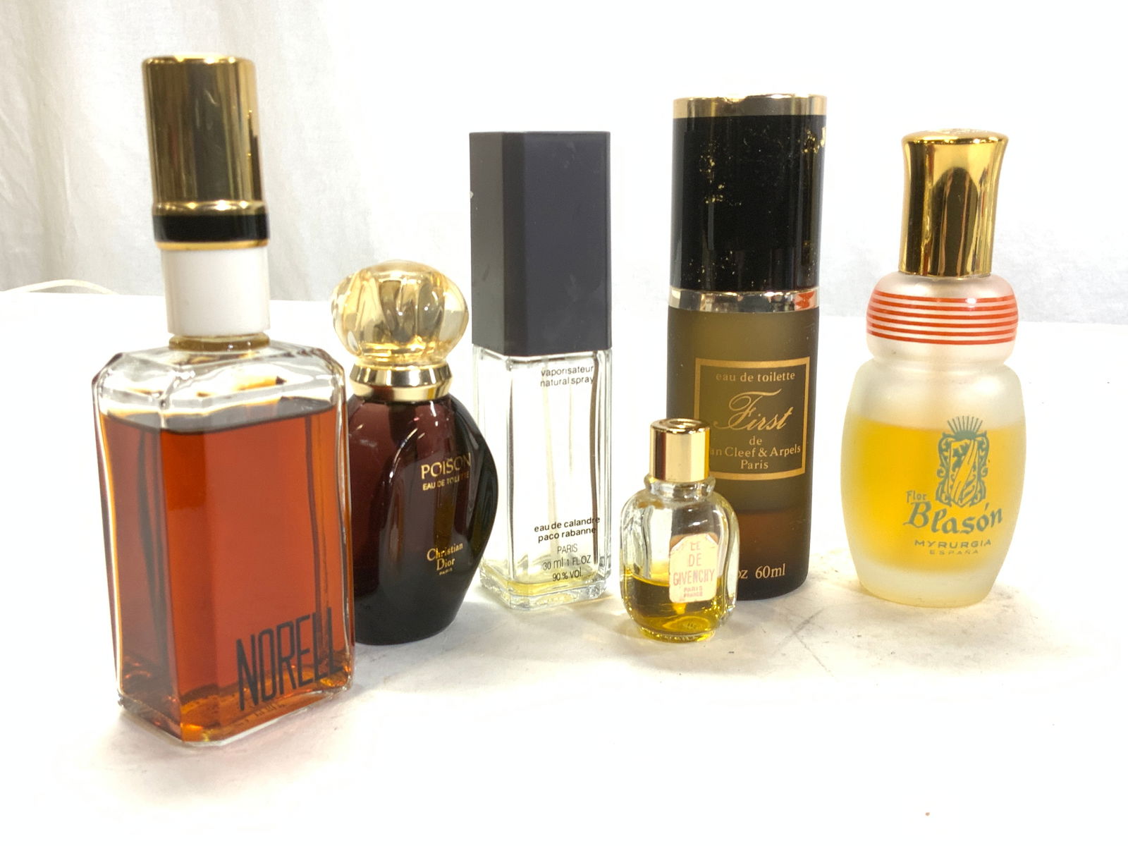 6 Vtg Cologne & Perfumes , Van Cleef & Arpels + (1 of 7)