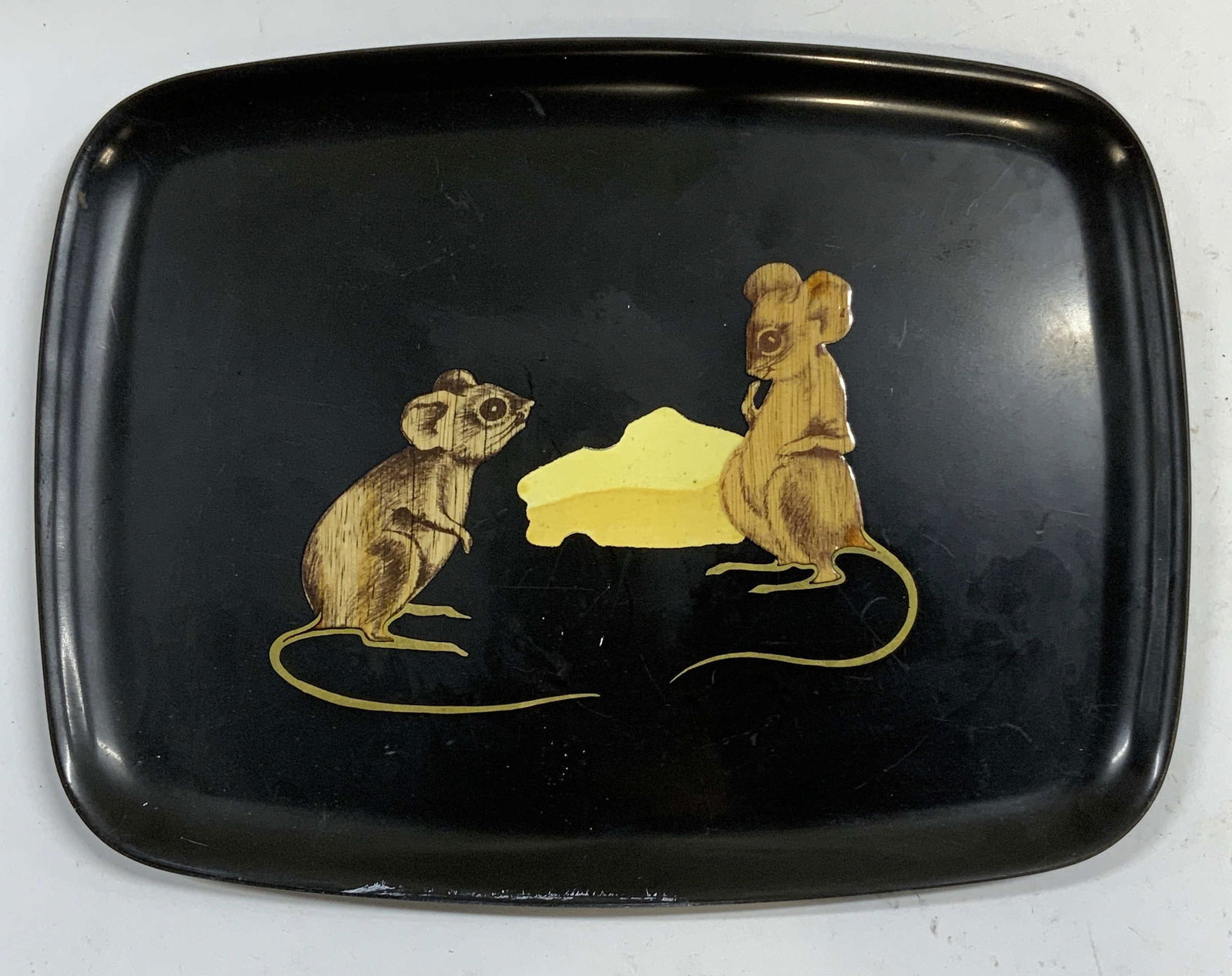 COUROC Inlaid Wood Mouse & Cheese Tray (1 of 6)