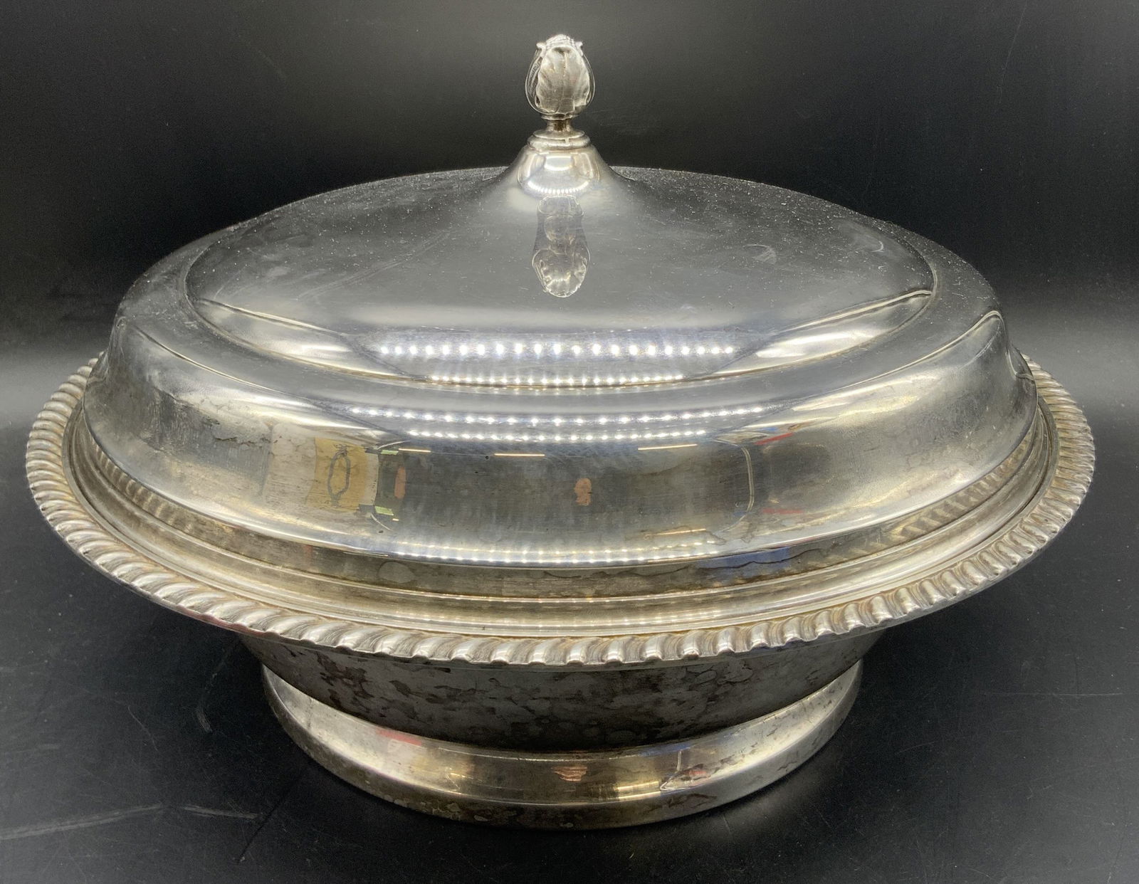 SHEFFIELD SILVER CO. Vtg Silver Plate Serving Dish (1 of 9)