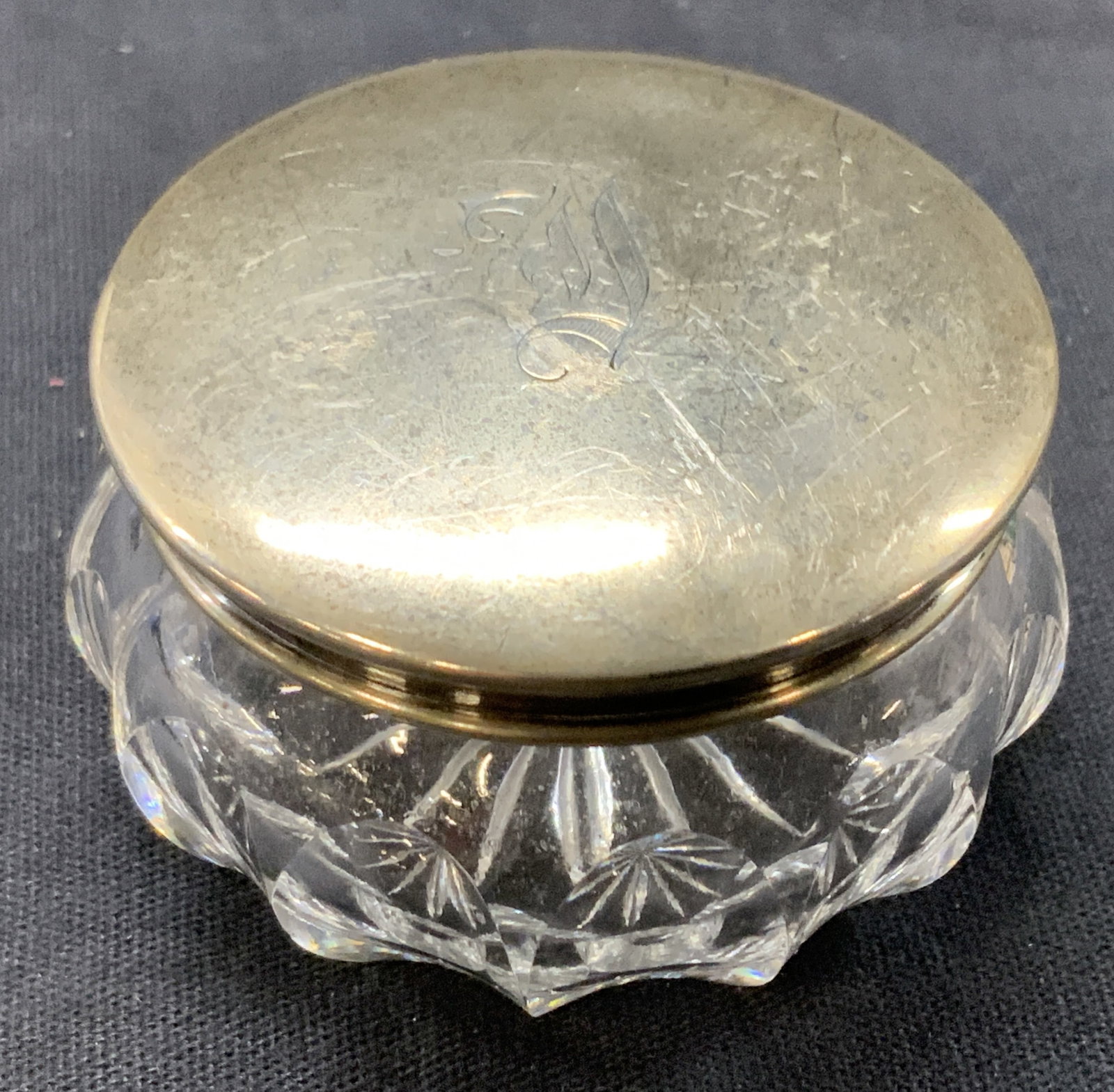 Vtg Sterling Silver Capped Glass Pill Box (1 of 10)