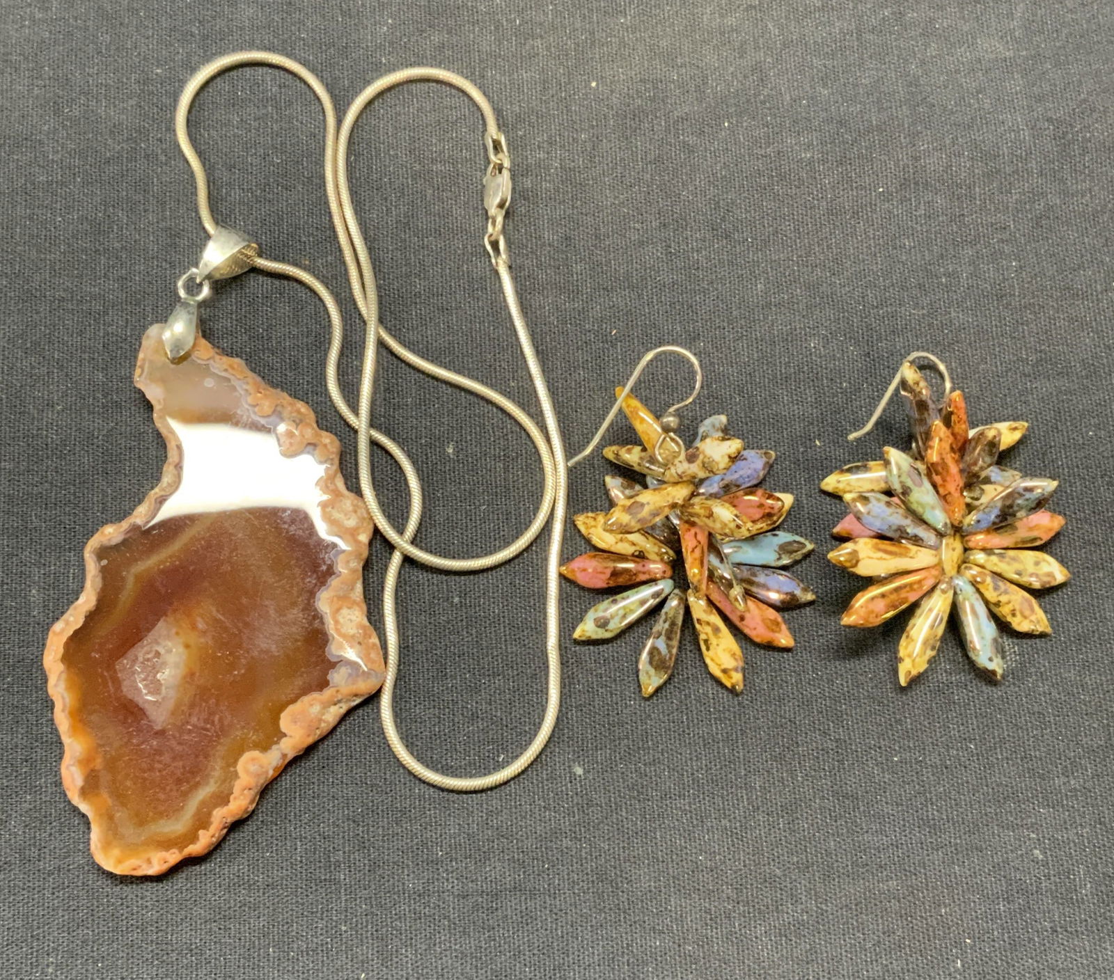 Lot 2 Sterling Silver Red Agate Necklace, More (1 of 7)