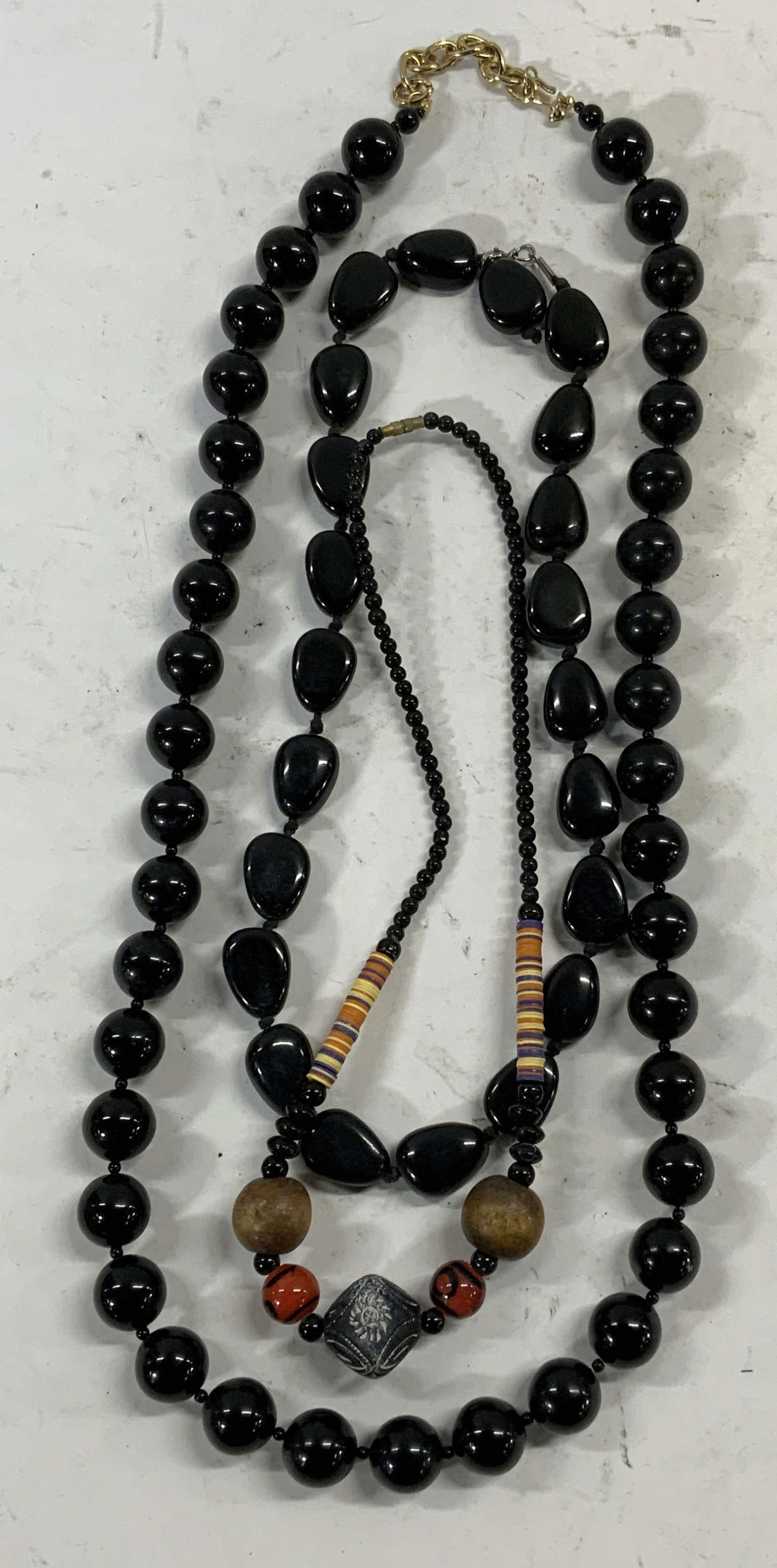 Lot 3 Vintage Black Beaded Necklaces (1 of 7)