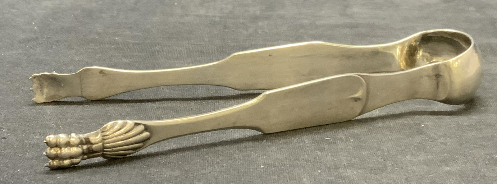 Vtg Hallmarked Silver Plated Claw Tongs (1 of 6)