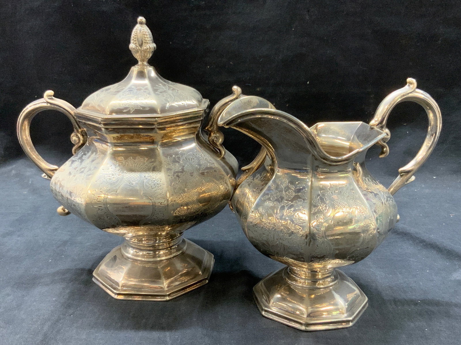 Set 2 Gardinger Silver Plate Kitchen Accessories (1 of 12)