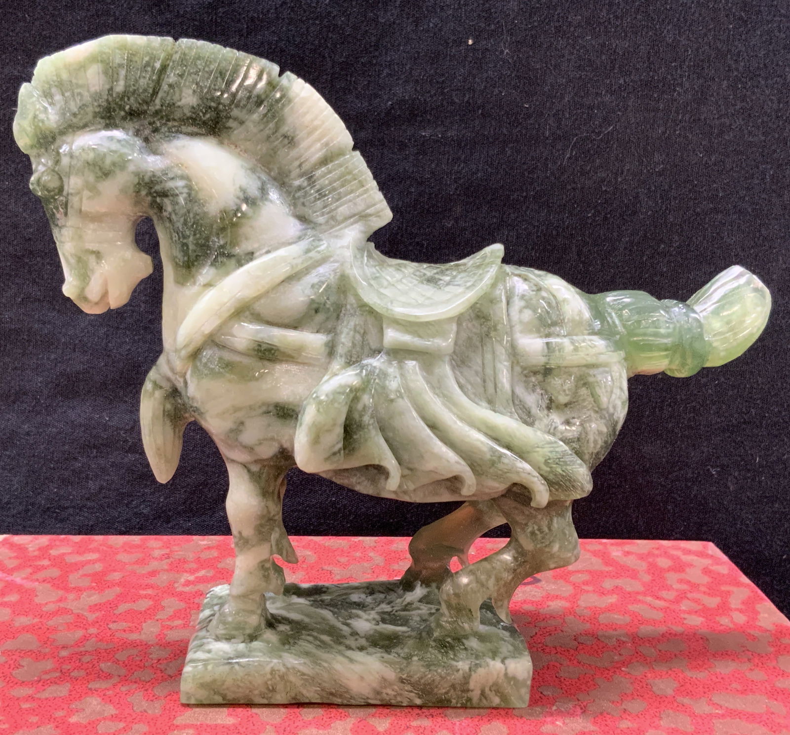 Asian Style Carved Jadeite Horse W Box (1 of 8)