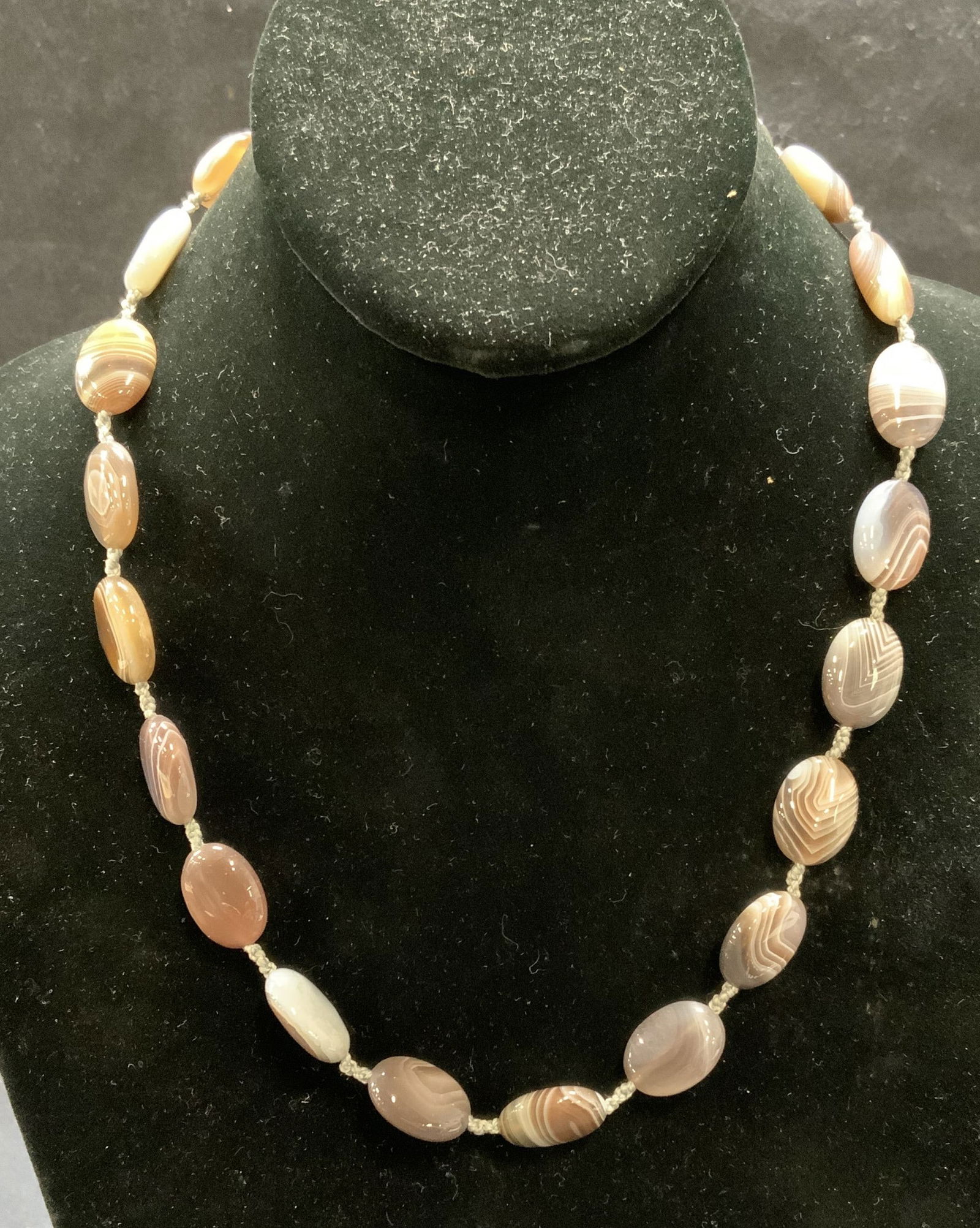 Vintage Purple Agate Beaded Necklace (1 of 6)