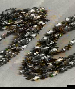 Vintage Faux Tahitian Pearl Beaded Necklace: Vintage faux Tahitian pearl beaded necklace. Drop length approx. 30.5 inches. Some chipping observed. Some surface wear including scratching observed. Estate jewelry, costume jewelry, cocktail