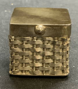 Vintage Sterling Silver Woven Trinket Box, Mexico: Vintage sterling silver trinket box with woven detail. Marked 925. Made in Mexico. Measures approx. 1 3/8 x 13/8 x 1.25 inches. Total weight 1.25 ozt. Some surface wear including scratching