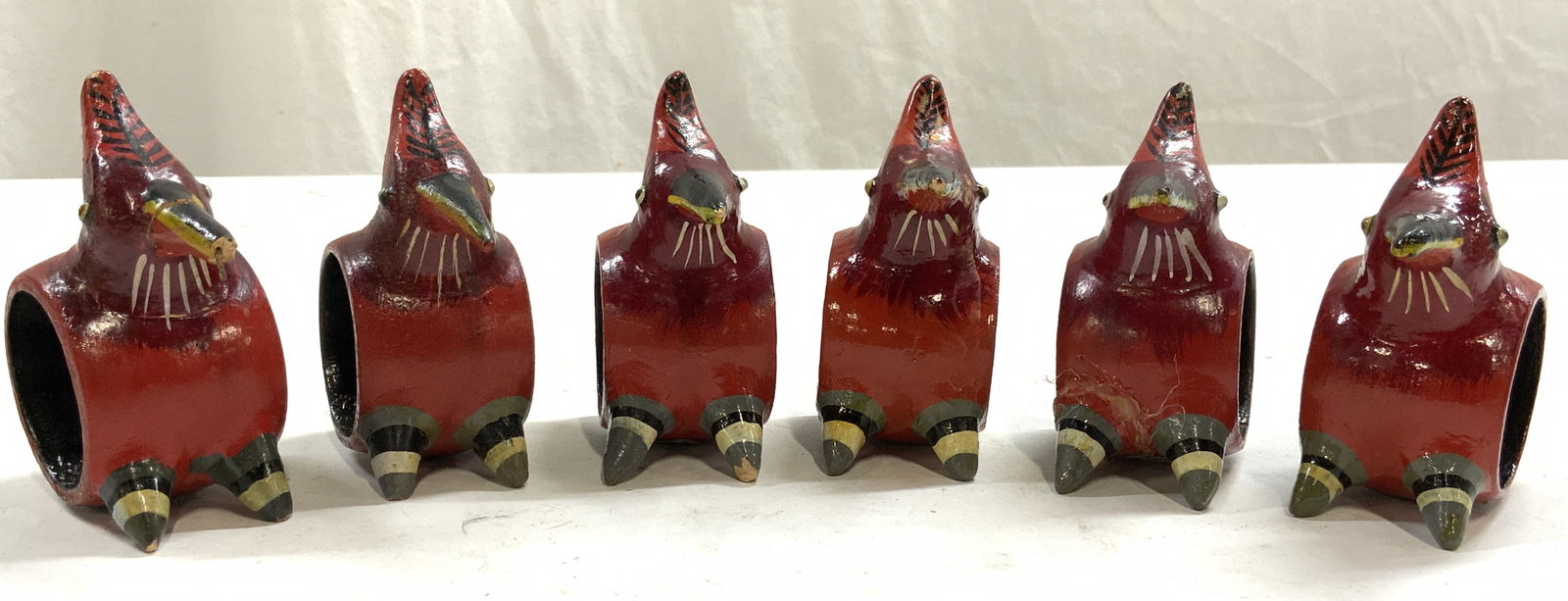 Set 6 H Painted Lacquered Woodpecker Napkin Rings (1 of 7)