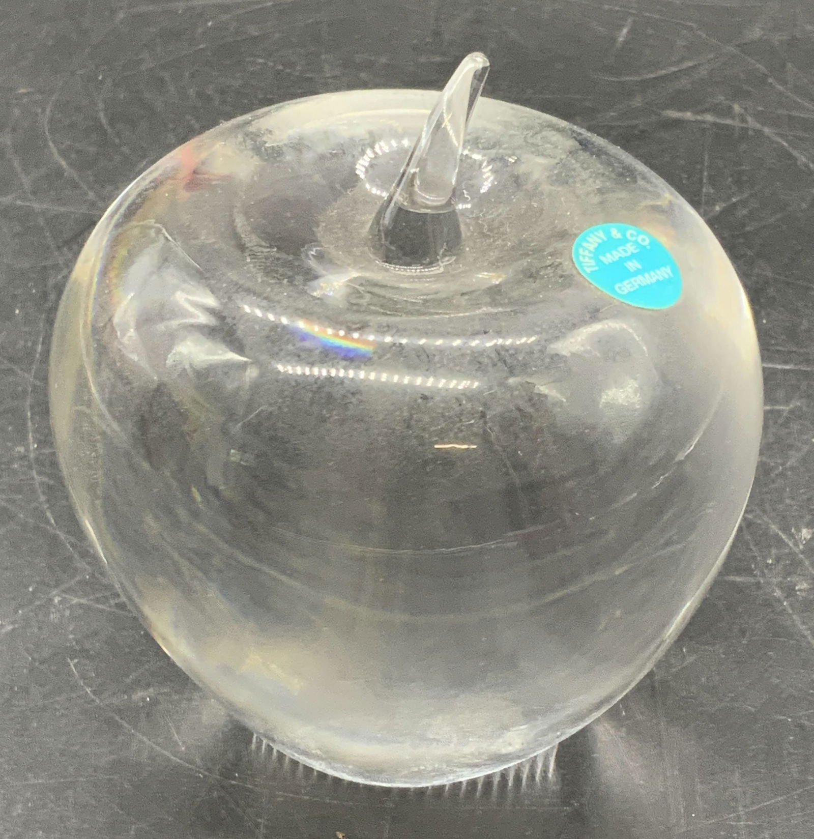 TIFFANY & CO. Crystal Apple Paperweight, Germany (1 of 9)
