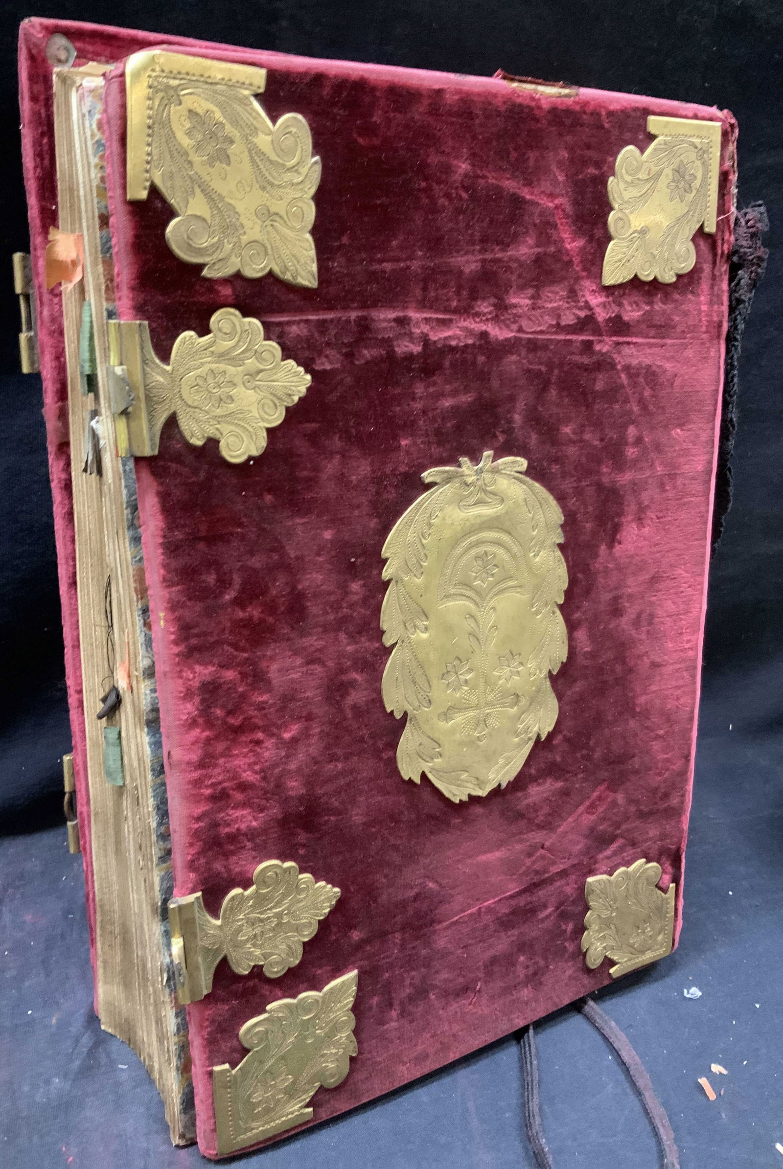 Antq Illustr 1826 Missale Romanum Latin Manuscript (1 of 20)