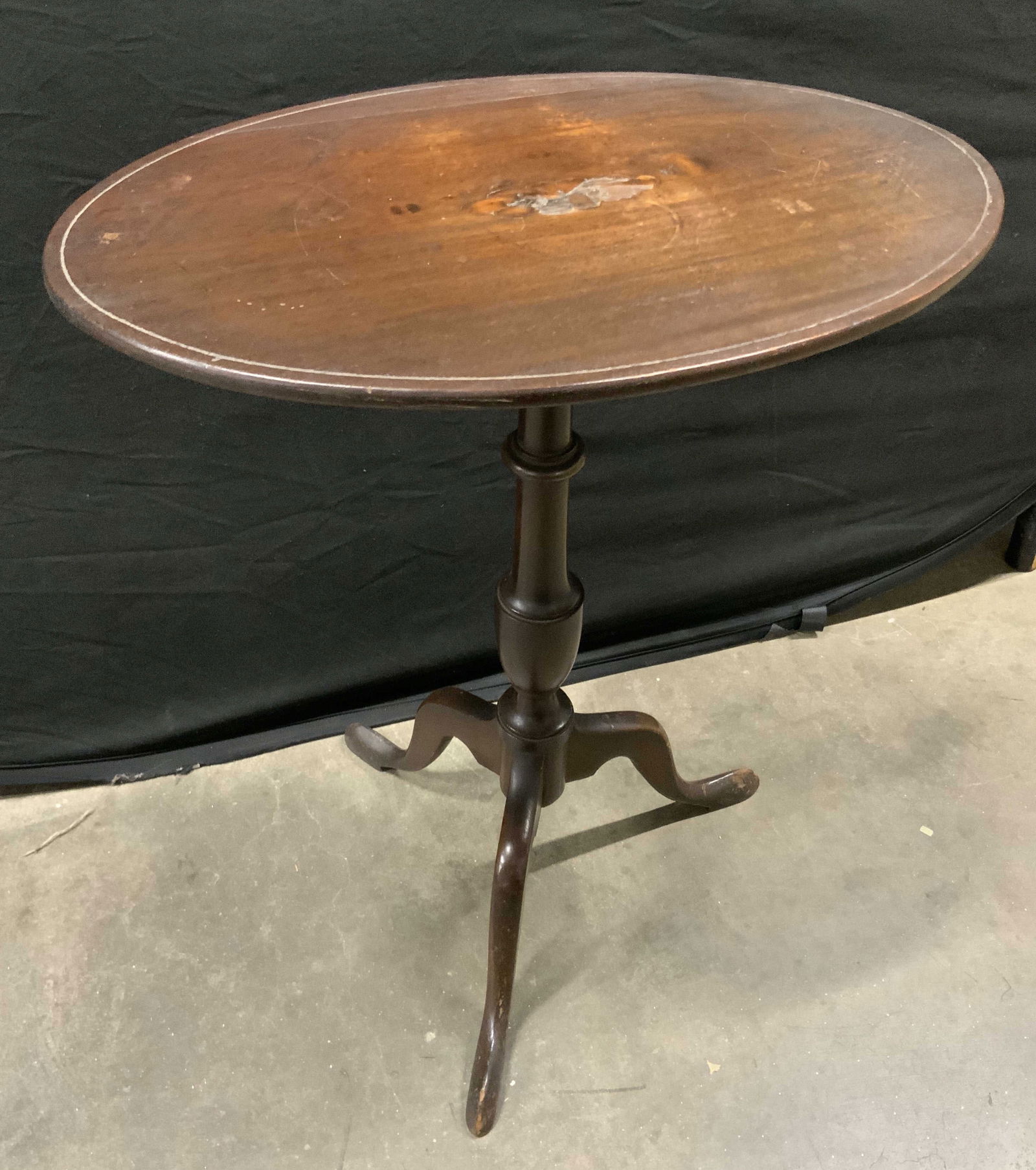 Vintage Floral Inlay Tilt Top Side Table (1 of 9)
