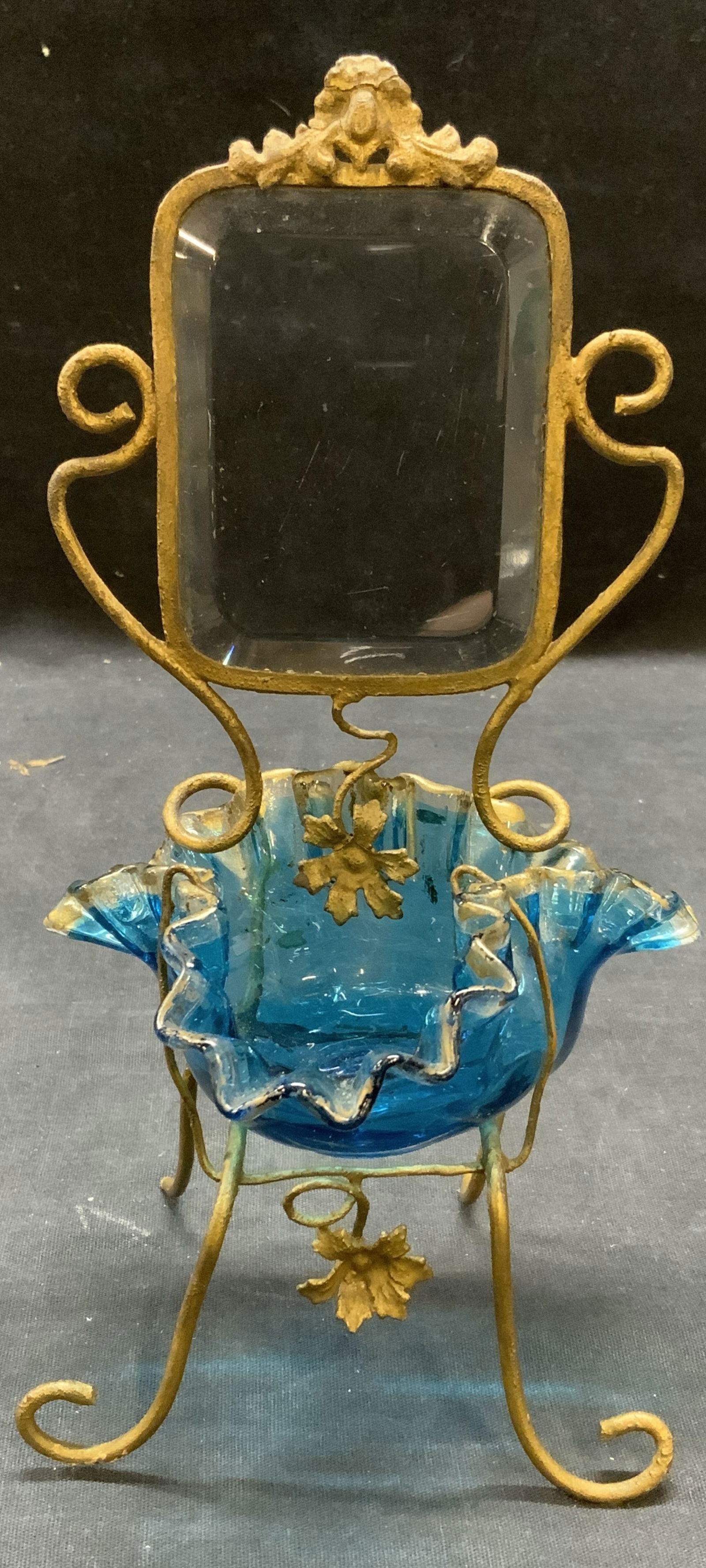 Gilt Art Glass Basket & Metal Stand (1 of 7)
