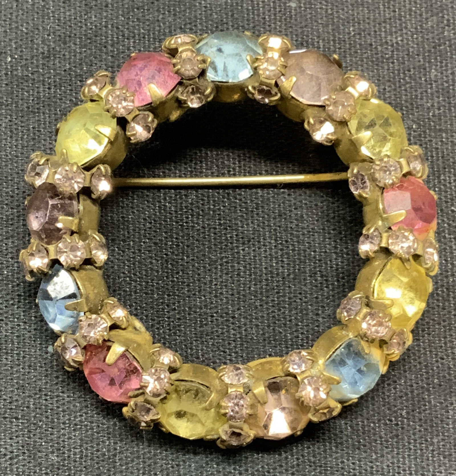 Vintage Warner Gold Tone Crystal Brooch (1 of 7)