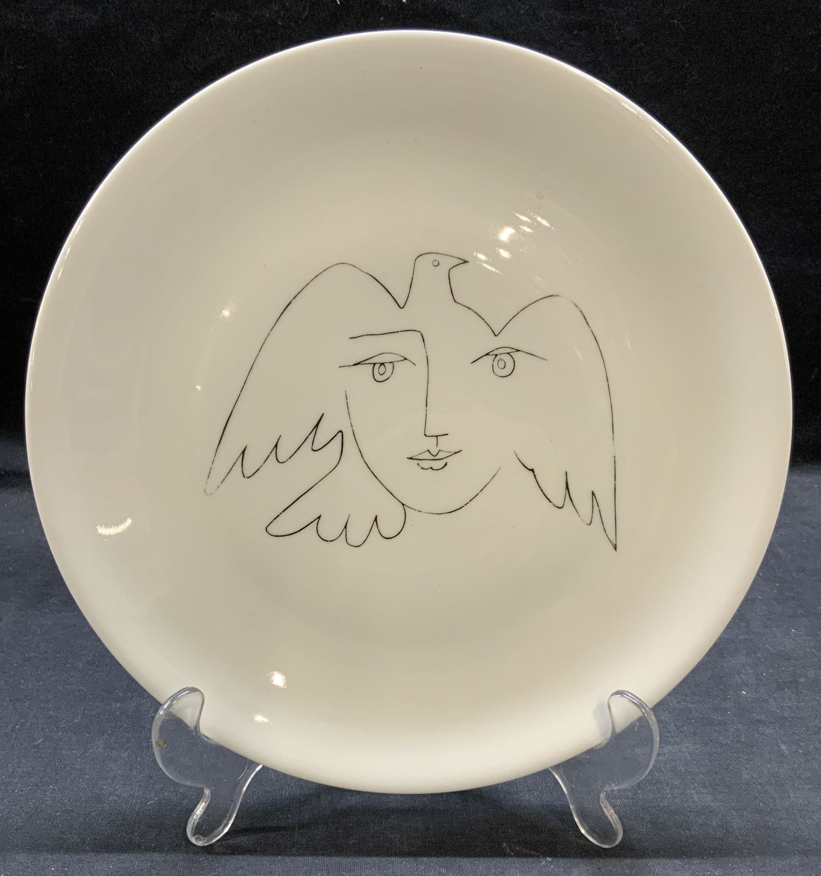 Picasso Limoges Porcelain Woman & Dove Plate (1 of 6)