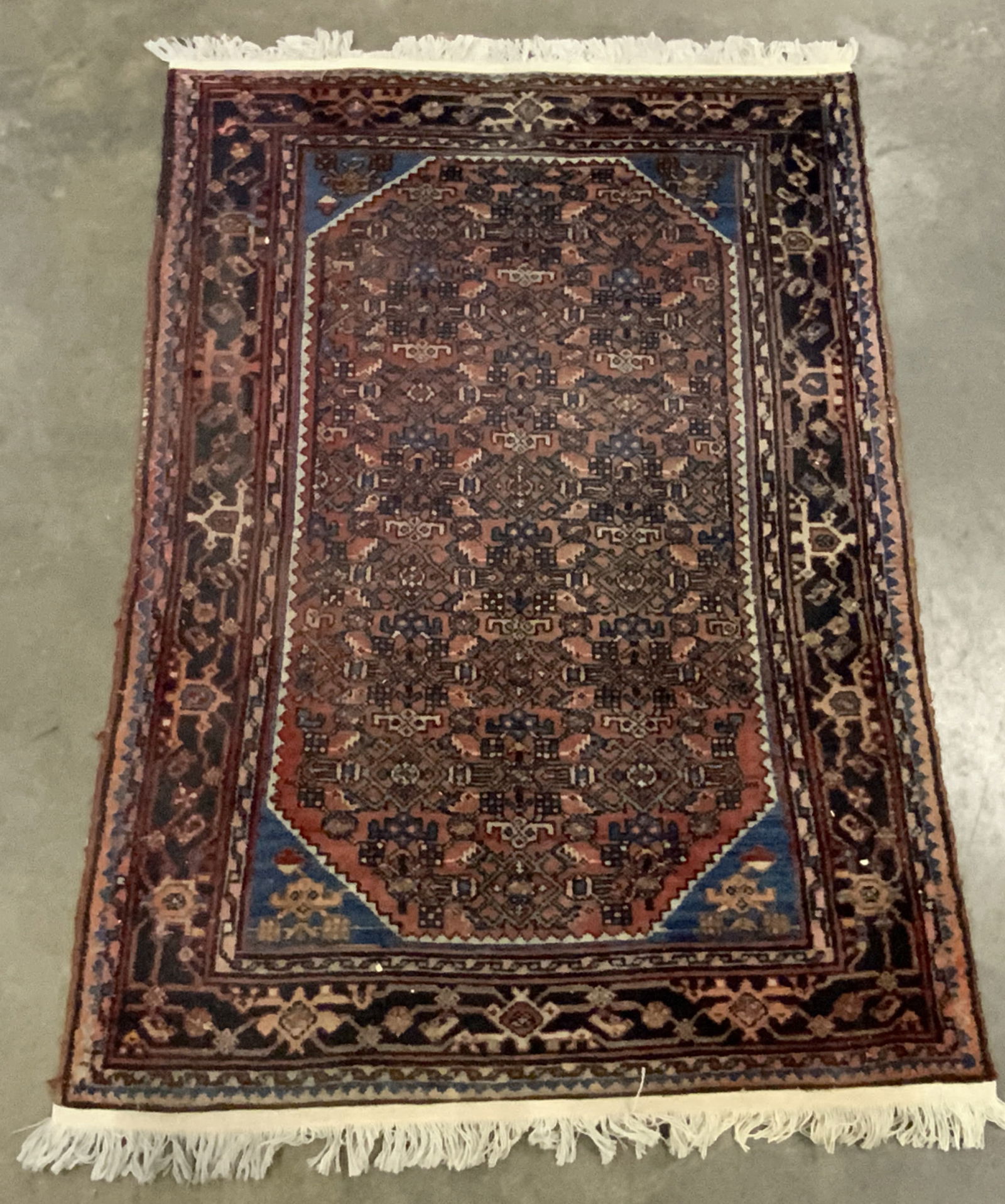 Vintage Handmade Fringe Trim Persian Rug, Iran (1 of 9)