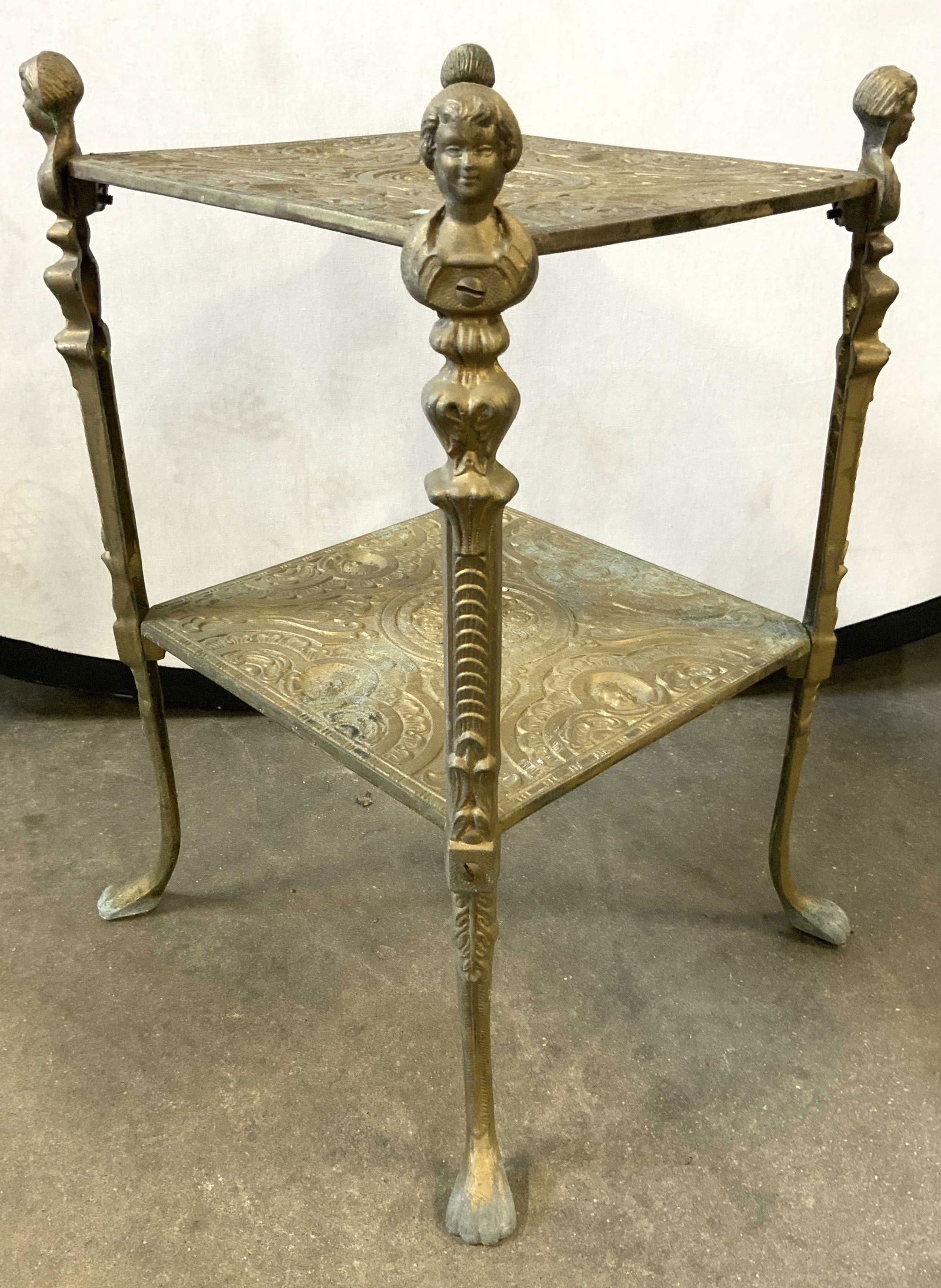Vtg Art Nouveau Victorian 2 Tier Brass Plant Stand (1 of 10)