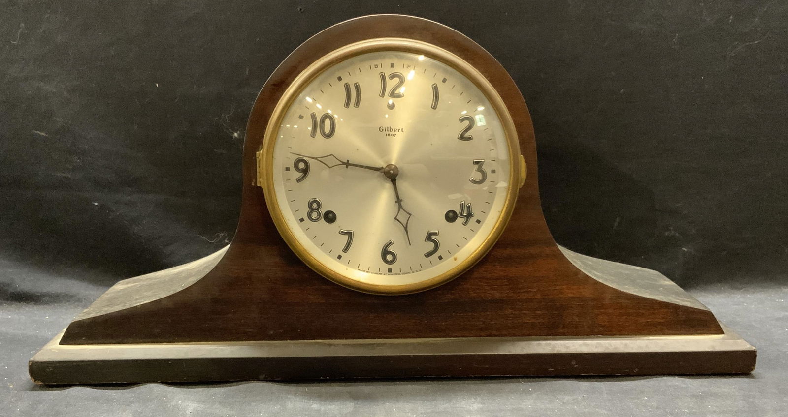 Vtg William L Gilbert Wood Mantle Clock (1 of 6)
