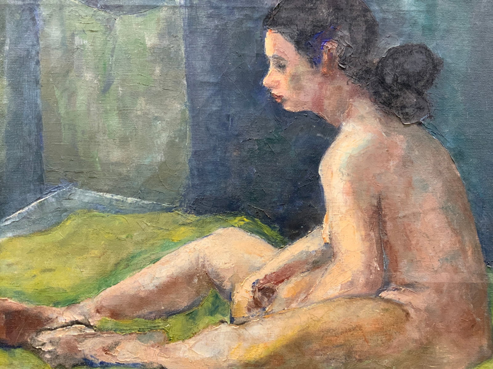 Vtg Nude Female Figural Oil Painting: Vintage oil painting depicting a nude woman laying on a green cloth. Framed in a brown wooden minimalist frame. Approx 21 x 31 inches window measures 20 x 30 inches. Moderate wearing to frame and to e