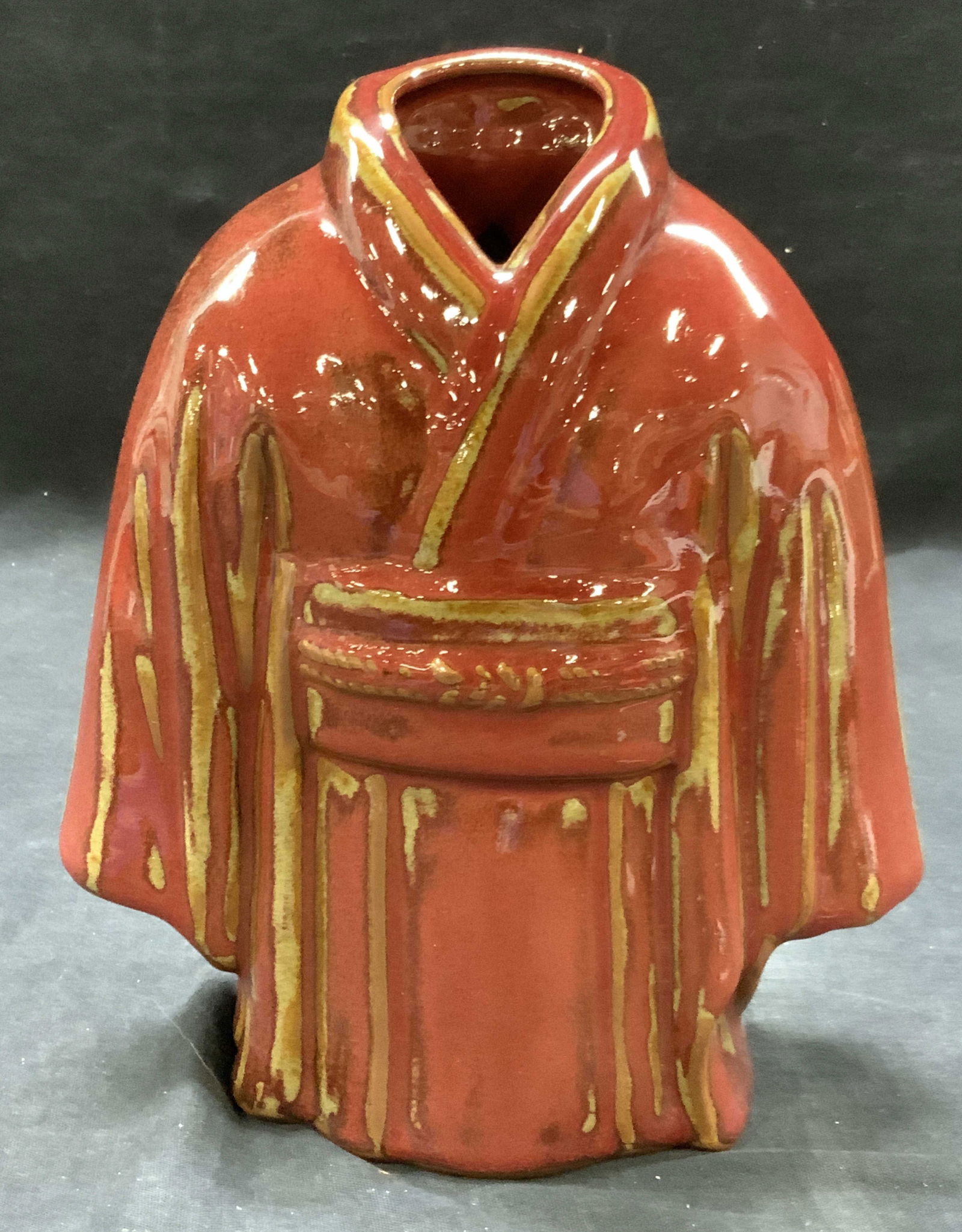 Ceramic Japanese Kimono Vase (1 of 7)
