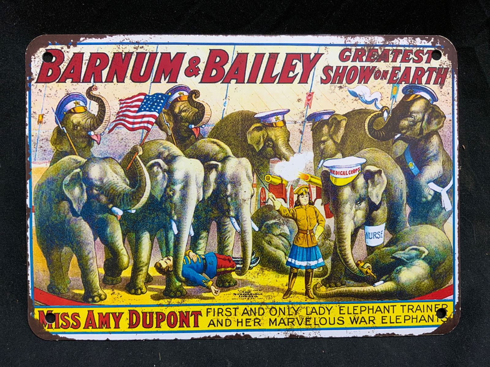 BARNUM & BAILEY Vntg Metal Wall Hanging (1 of 7)