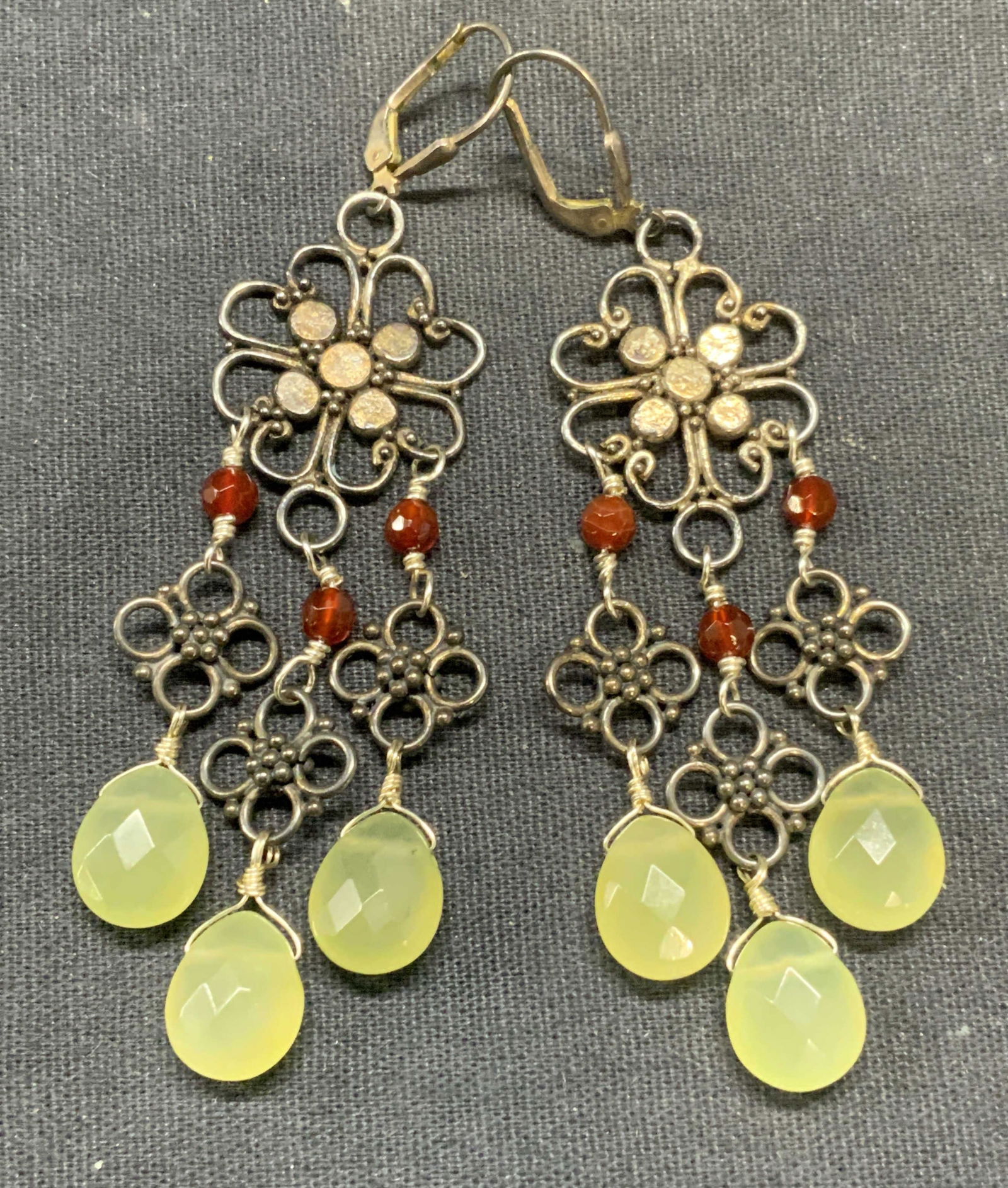 Vintage sterling Silver Green Gemstone Earrings (1 of 6)