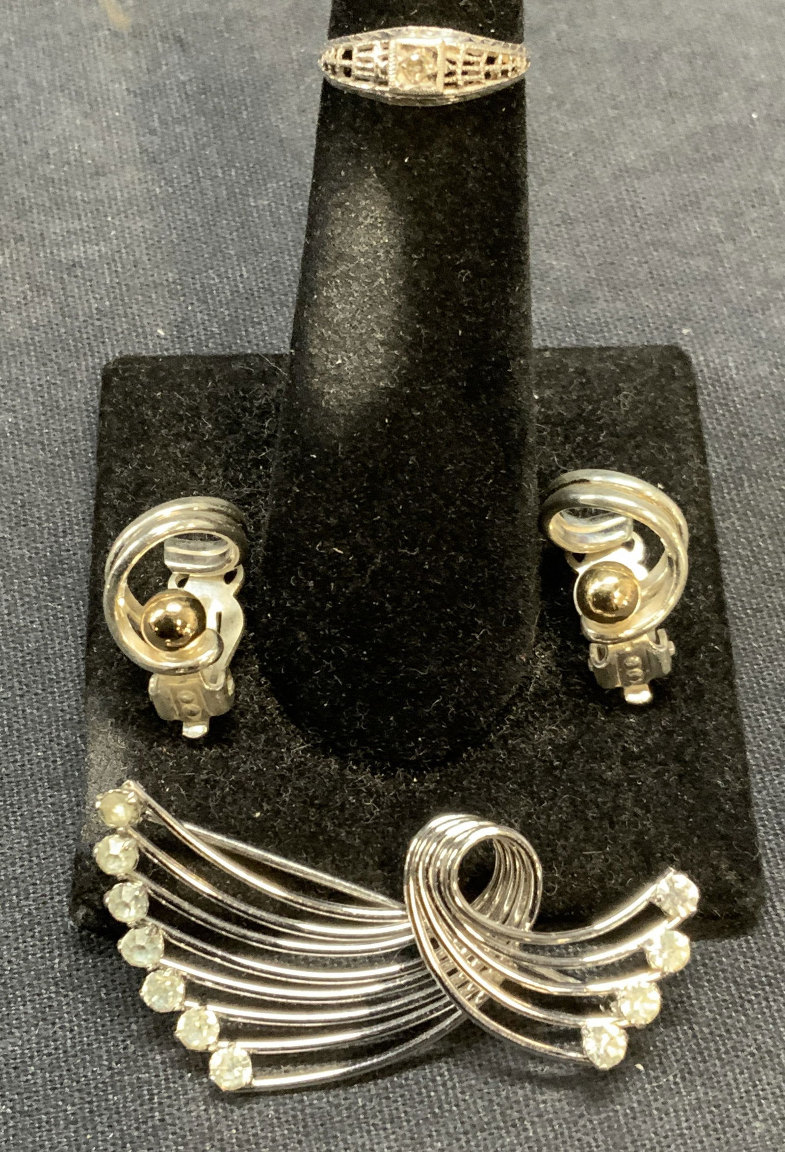 Lot 3 KREMENTZ Brooch, 14k Gold Ring, + (1 of 9)