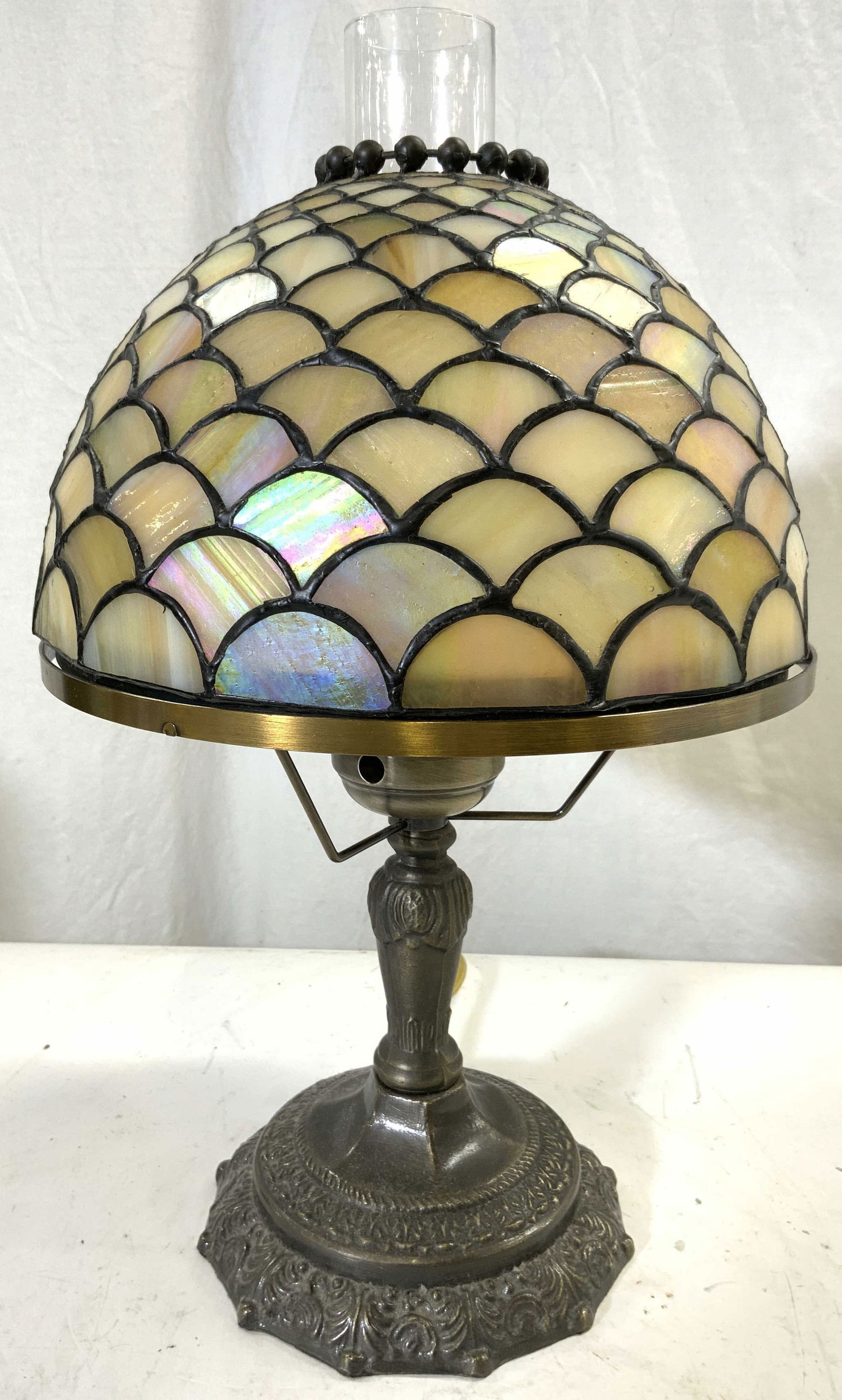 Tiffany Style Stained Glass Shade Hurricane Table Lamp (1 of 9)