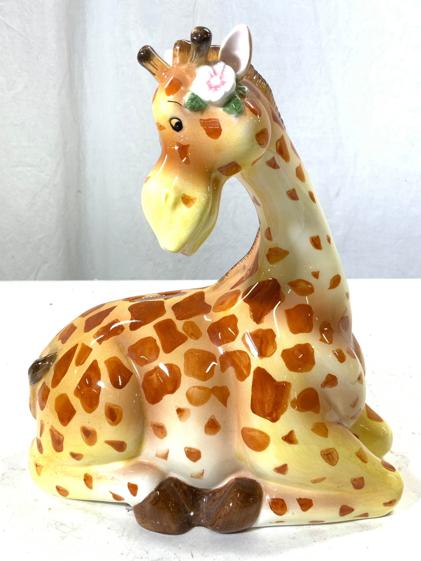 Porcelain Seated Giraffe Piggy Bank (1 of 8)