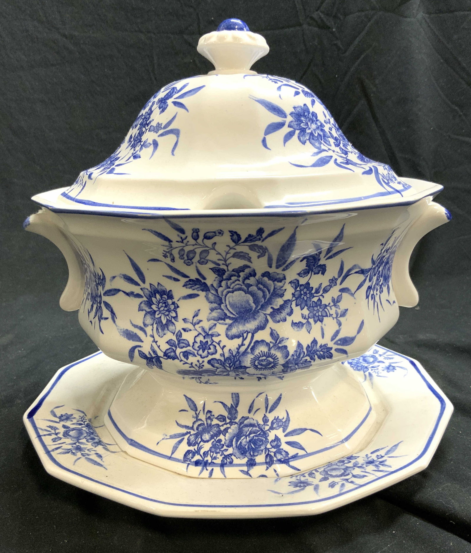 Vntg French Toile Porcelain Tureen W Lid & Plate (1 of 6)