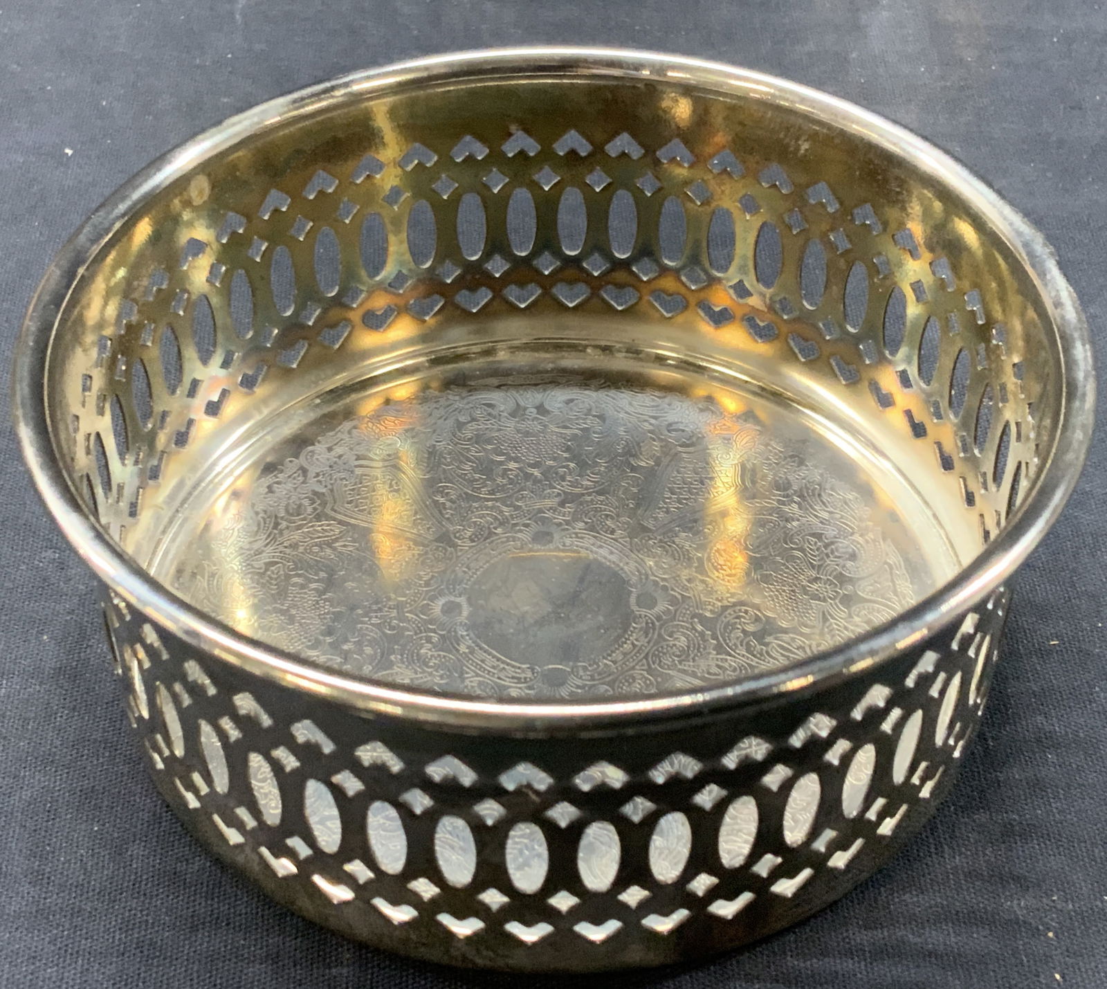 Vtg Etched Silver Plate Bottle Coaster (1 of 6)