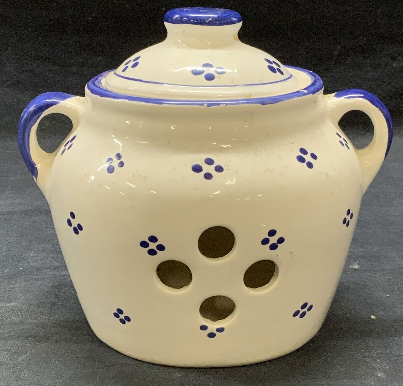 Vintage White & Blue Ceramic Lidded Jar (1 of 6)