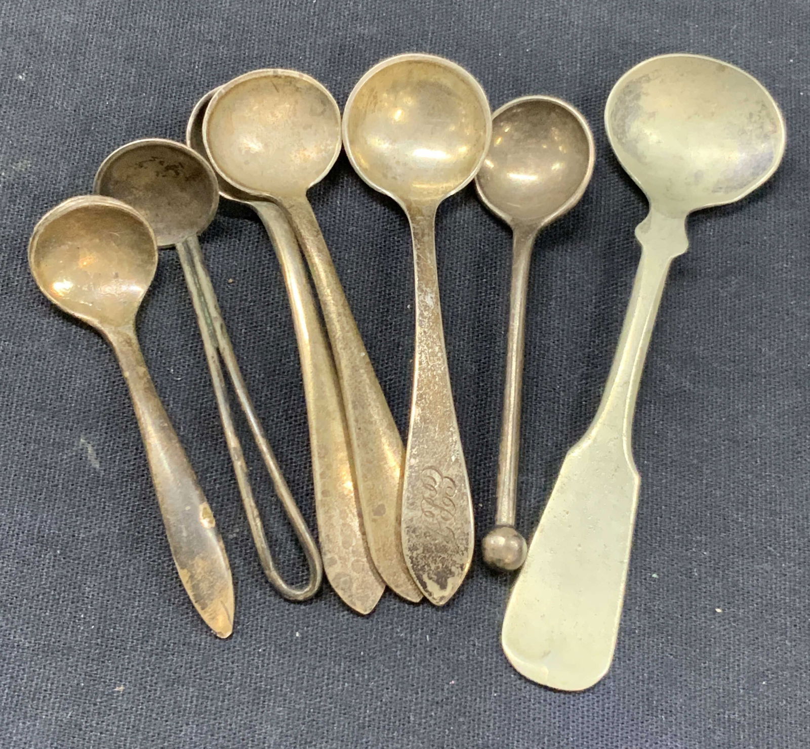 Lot 7 Vtg Sterling Silver Salt Cellar Spoons (1 of 6)