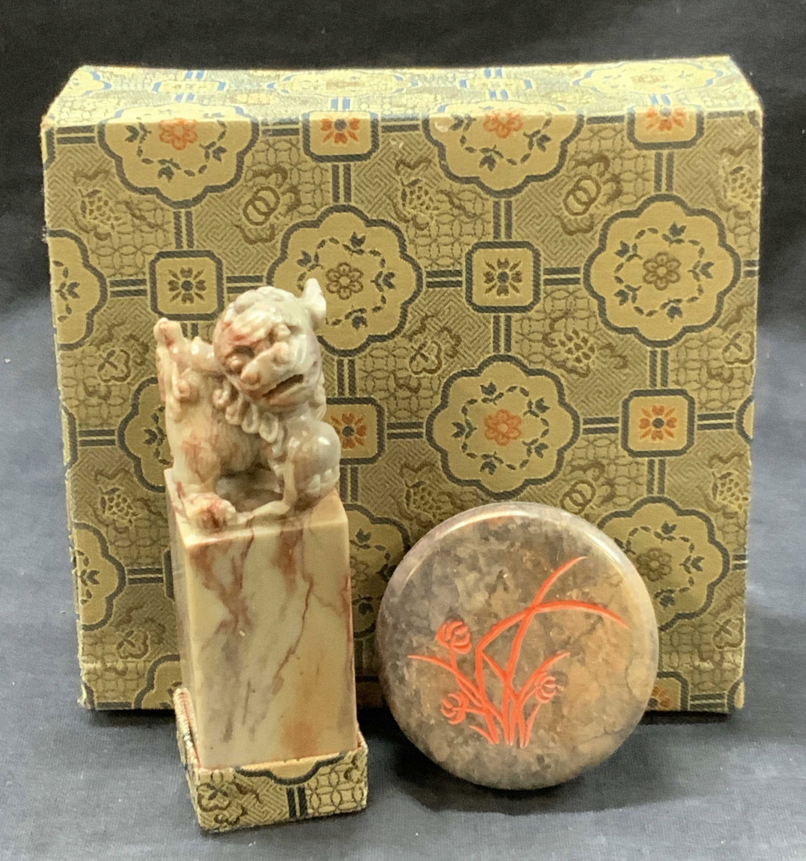 Carved Stone Fu Dog Stamp & Ink W Case (1 of 8)