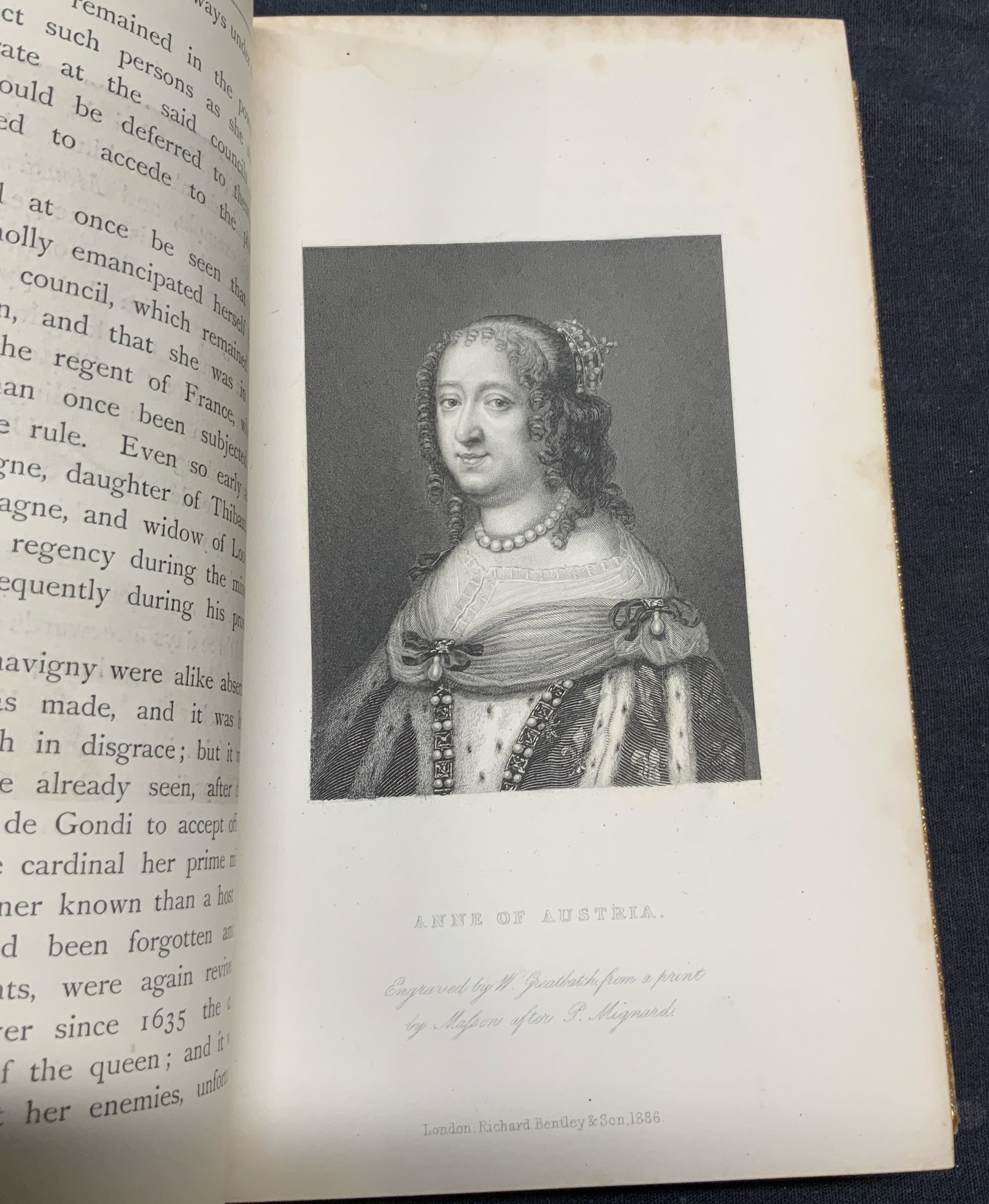 Antique 1886 Louis XIV Julia Pardoe, Illustrated: Antique hardcover leather bound copy of Louis The Fourteenth by Julia Pardoe. Published by Richard Bentley and Son, 1886. Contains illustrations. Measures approx. 8.75 x 6 inches. Wear to cover, pages